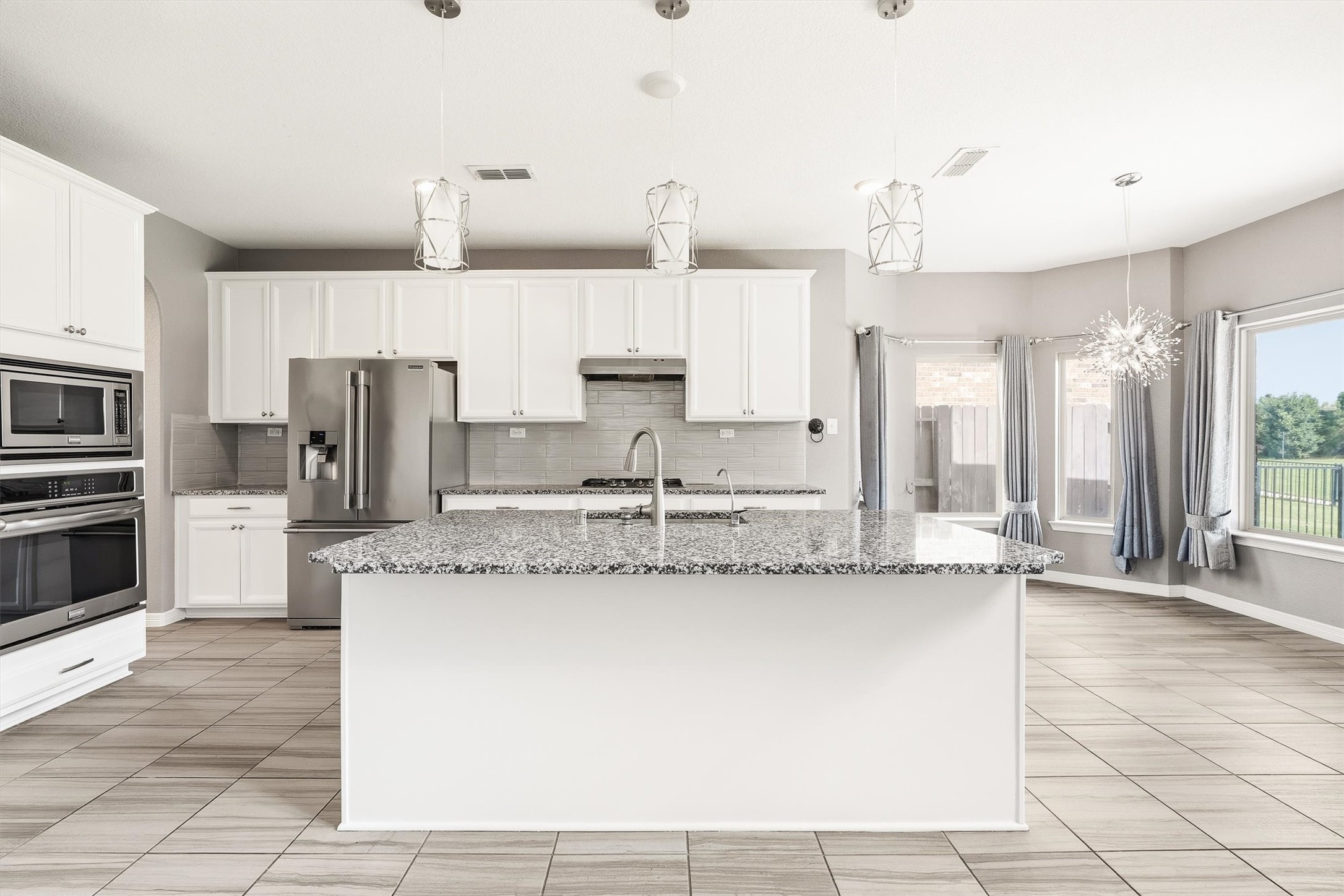 28131 Scenic Shore Lane Property Photo 3