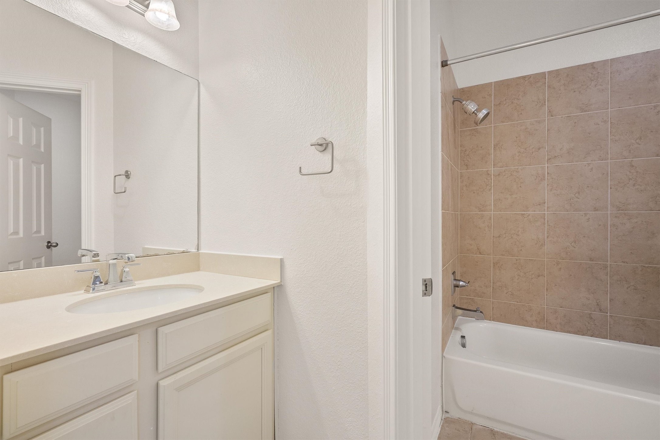 28131 Scenic Shore Lane Property Photo 38