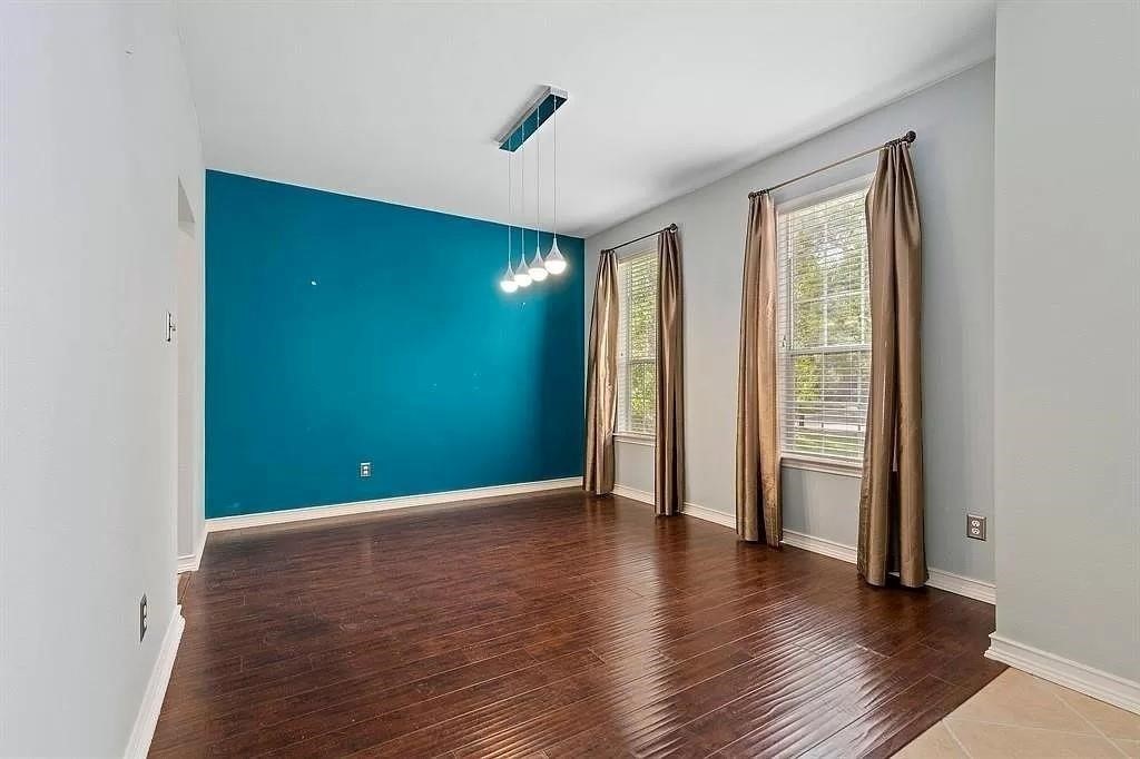 20618 Tulip Blossom Court Property Photo 9