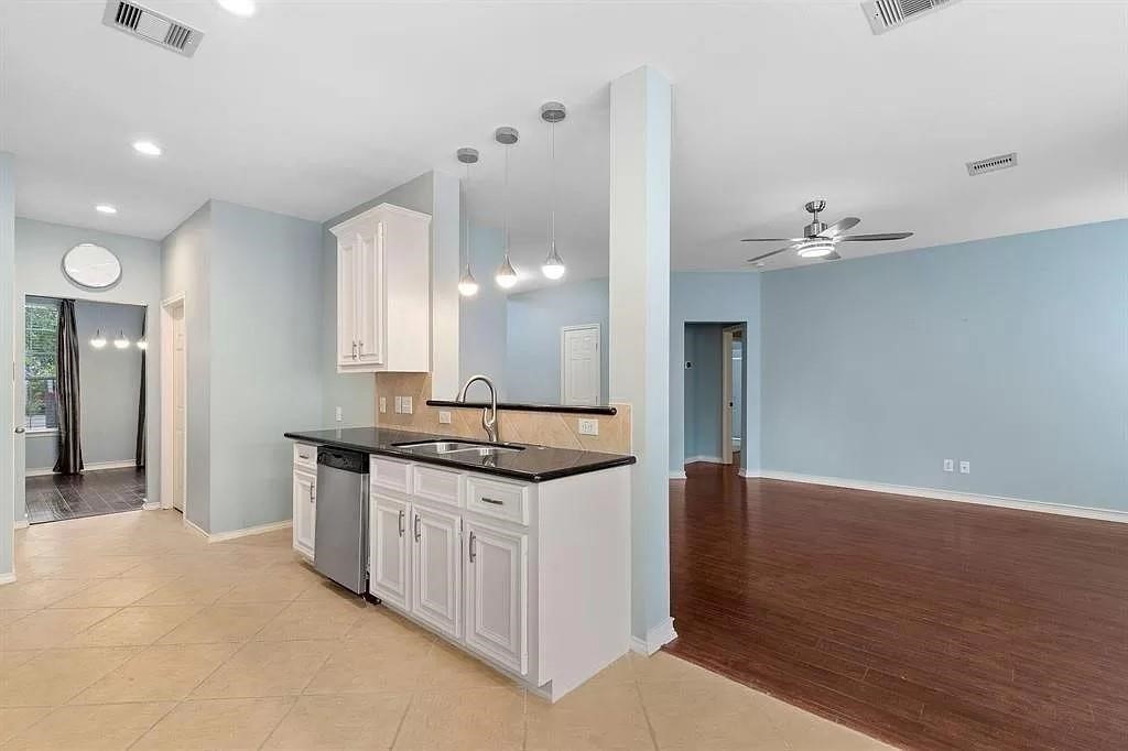 20618 Tulip Blossom Court Property Photo 15