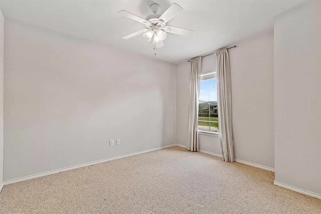 20618 Tulip Blossom Court Property Photo 27