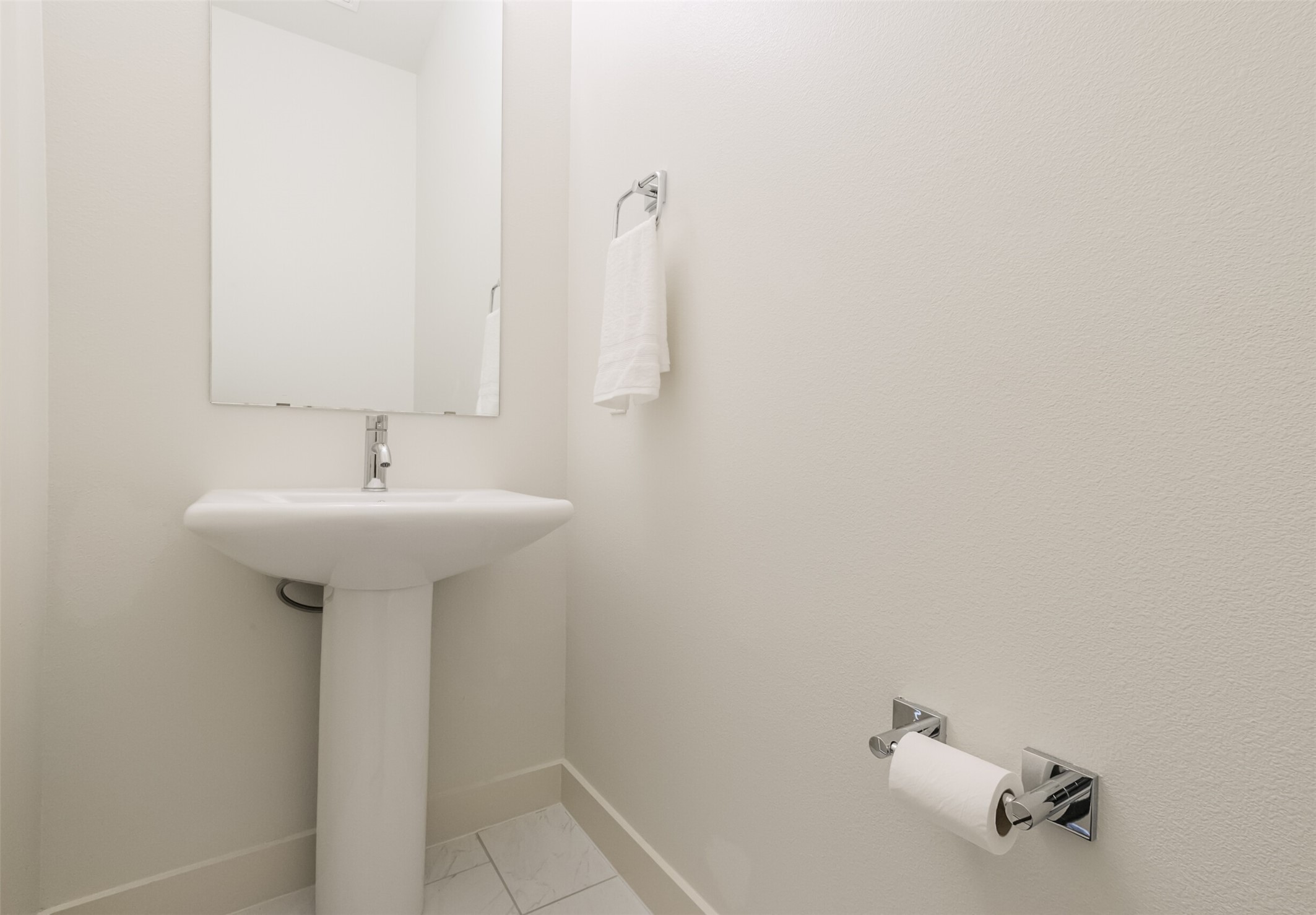 4817 Martin Oaks Lane Property Photo 10