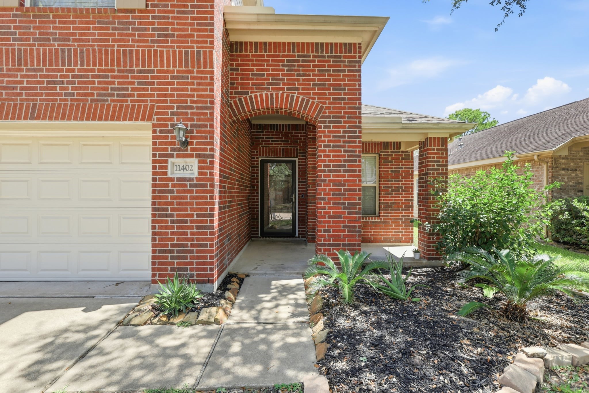 11402 Overland Trail Drive Property Photo 4