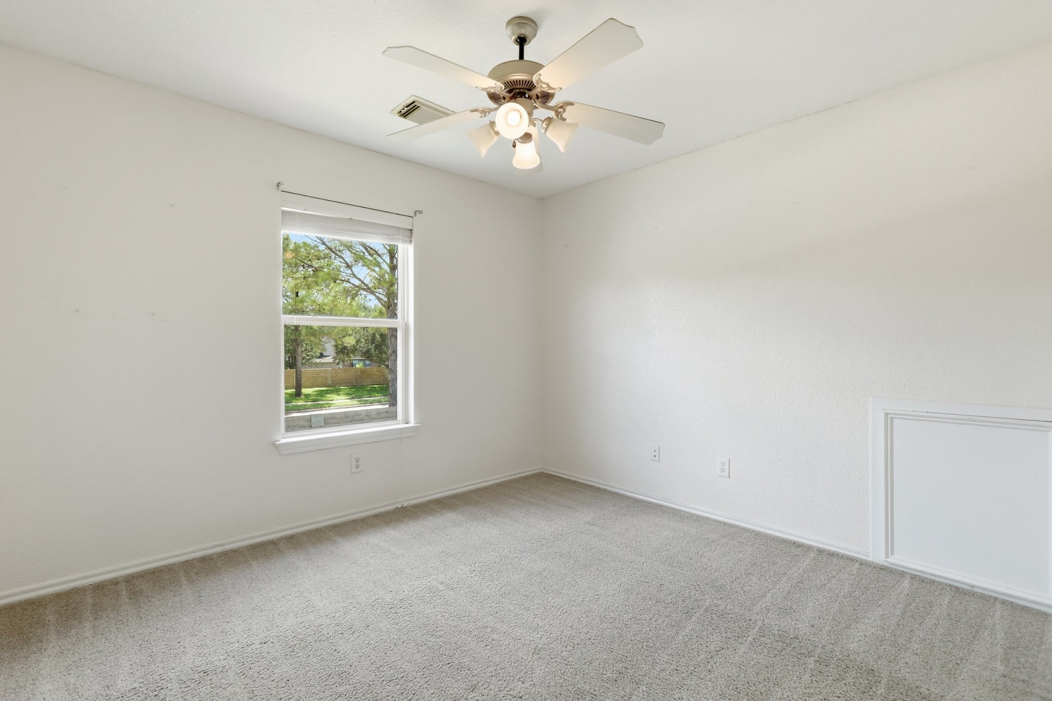 11402 Overland Trail Drive Property Photo 18
