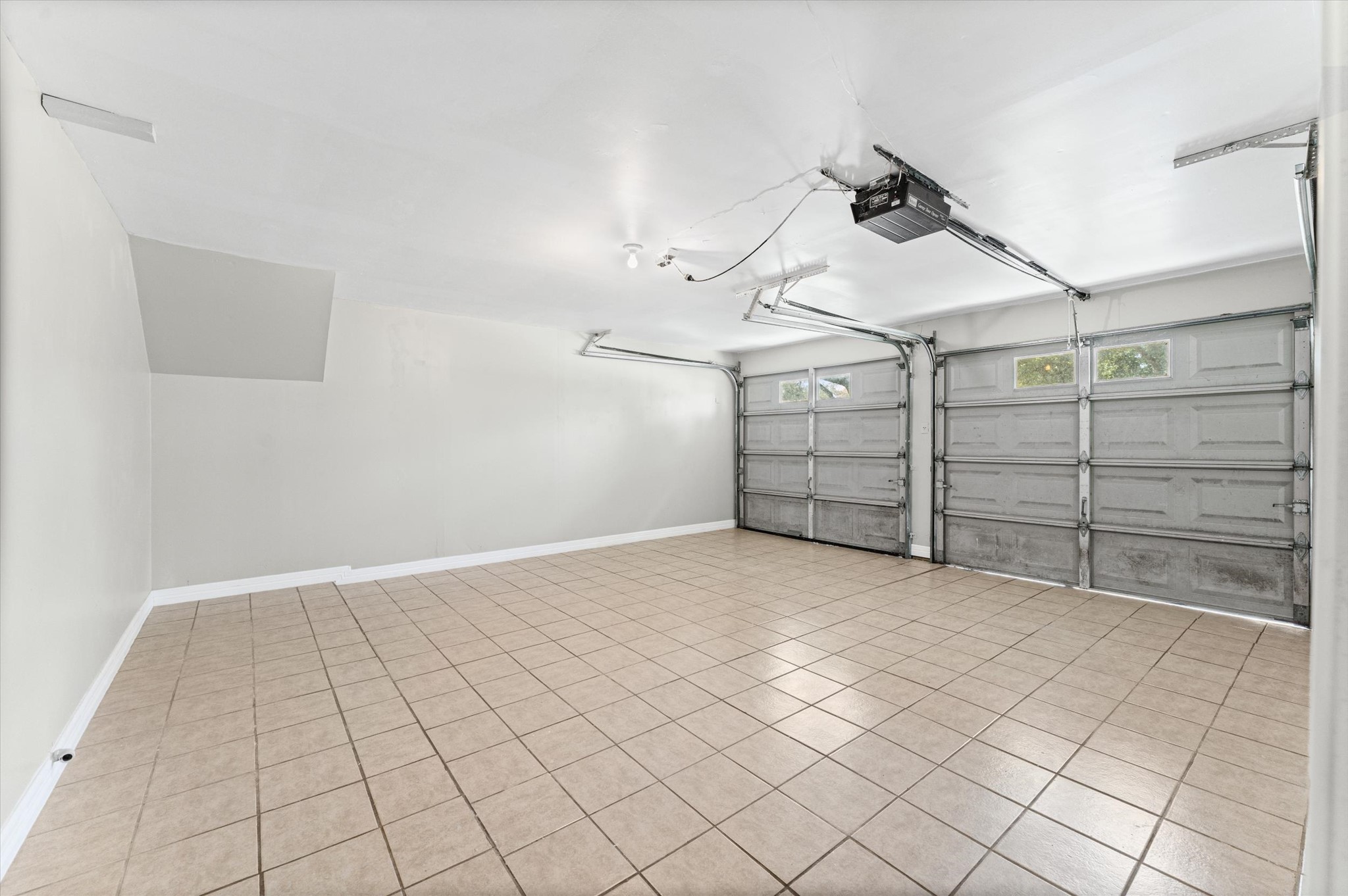 1507 Sierra Drive Property Photo 8