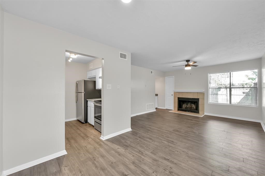 900 Holly Drive 4 Property Photo 4