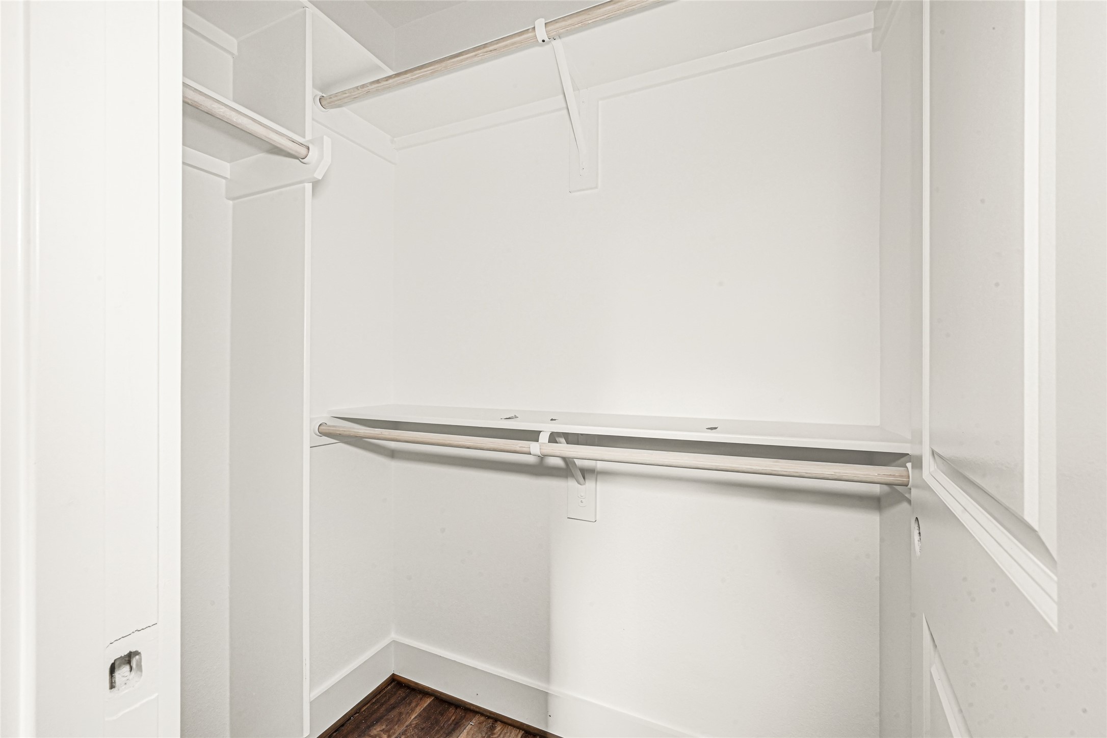 422 Clinton Park St Street A-b Property Photo 11