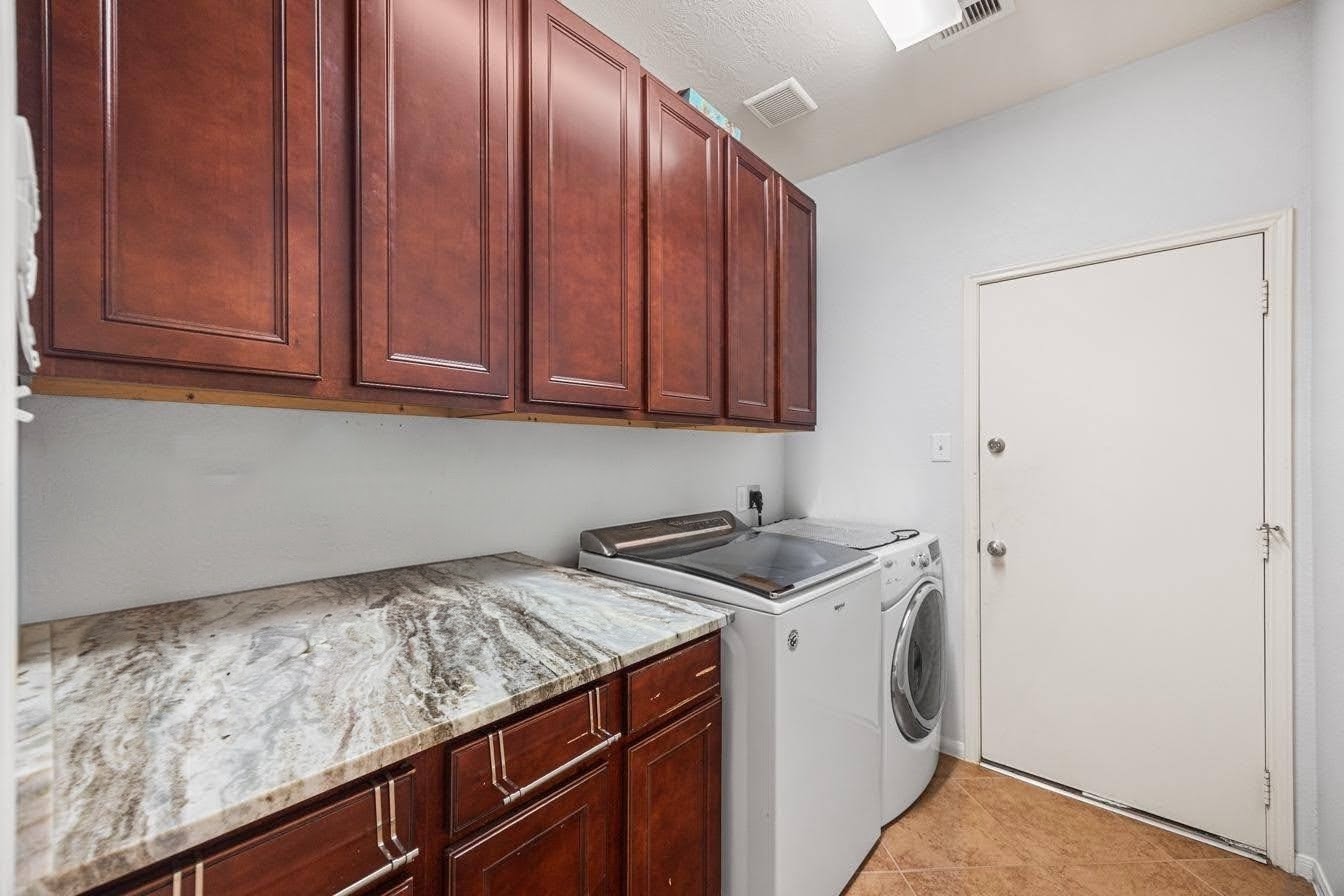 4206 Windmill Hill Drive Property Photo 30