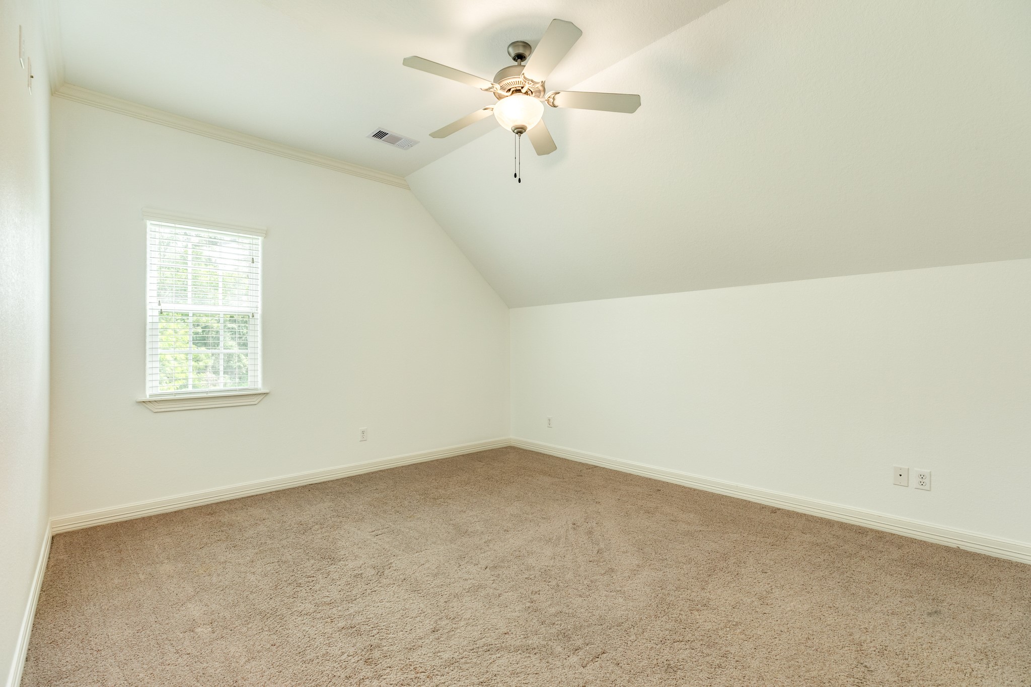 2211 County Road 36 Property Photo 17