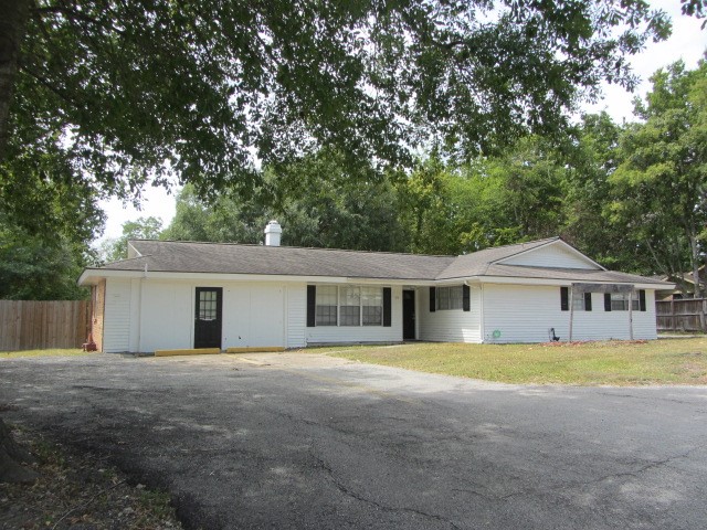59 State Highway 75 N Property Photo 3