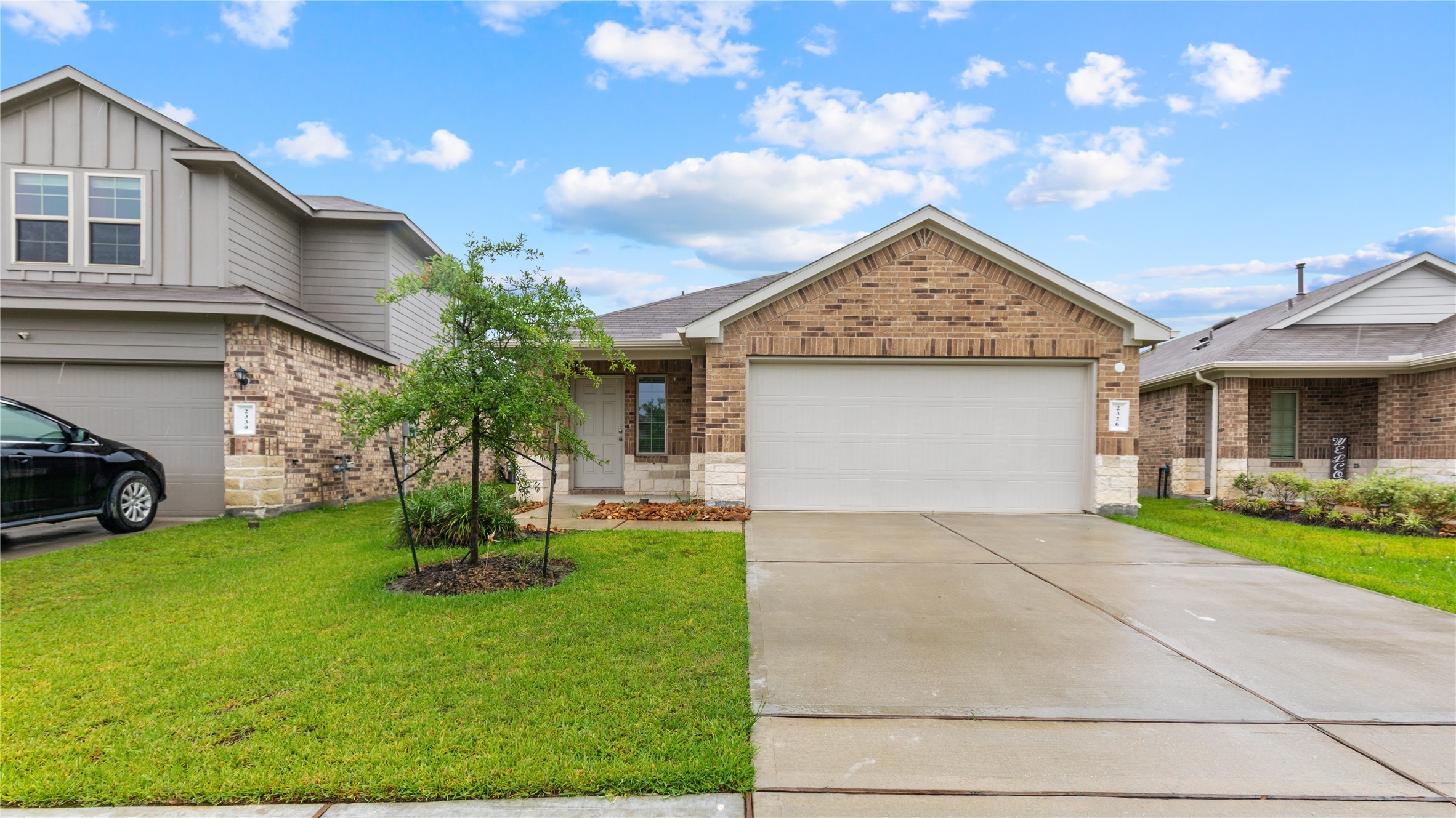 2326 Spruce Cliff Lane Property Photo 1