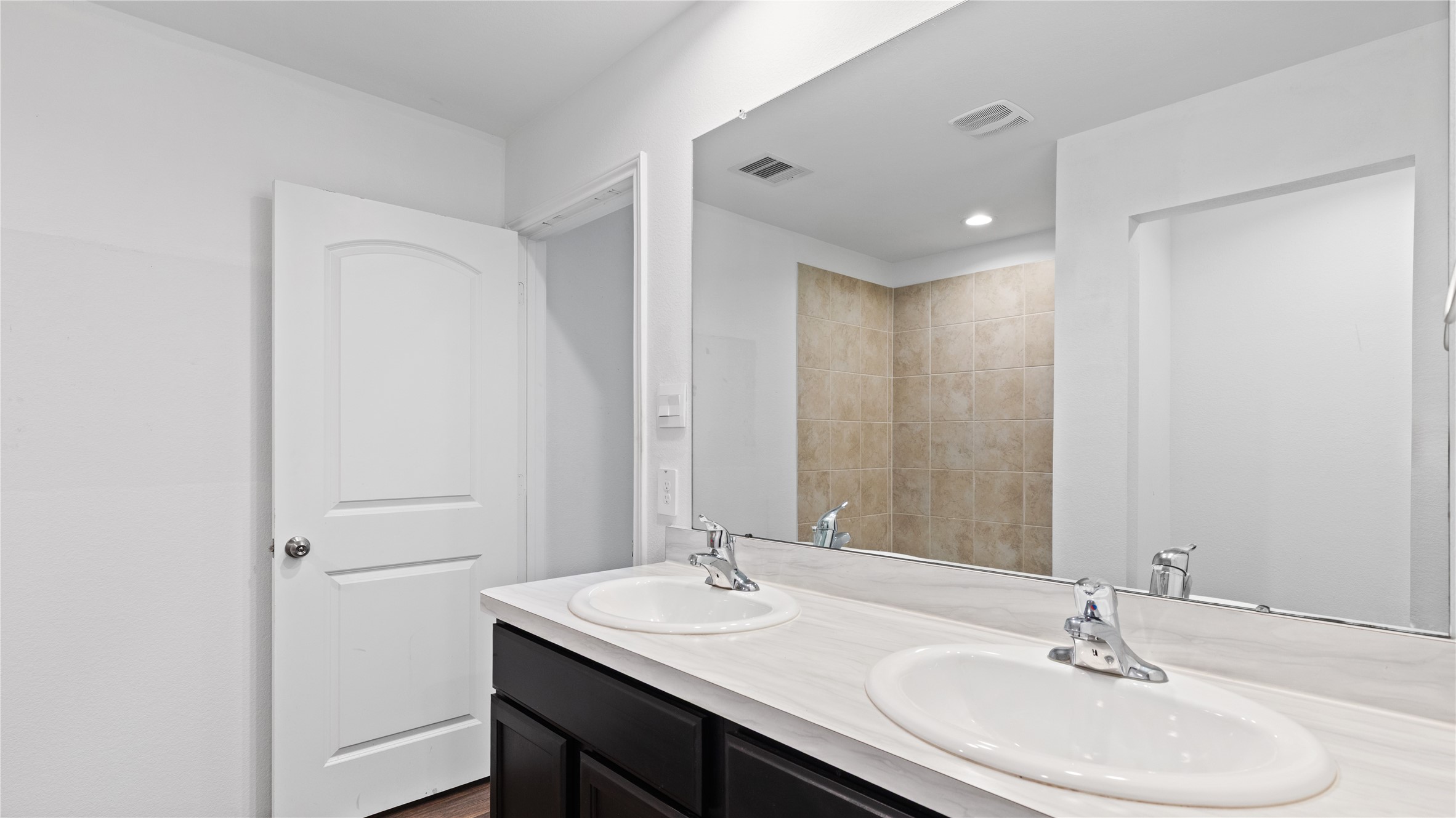 2326 Spruce Cliff Lane Property Photo 16
