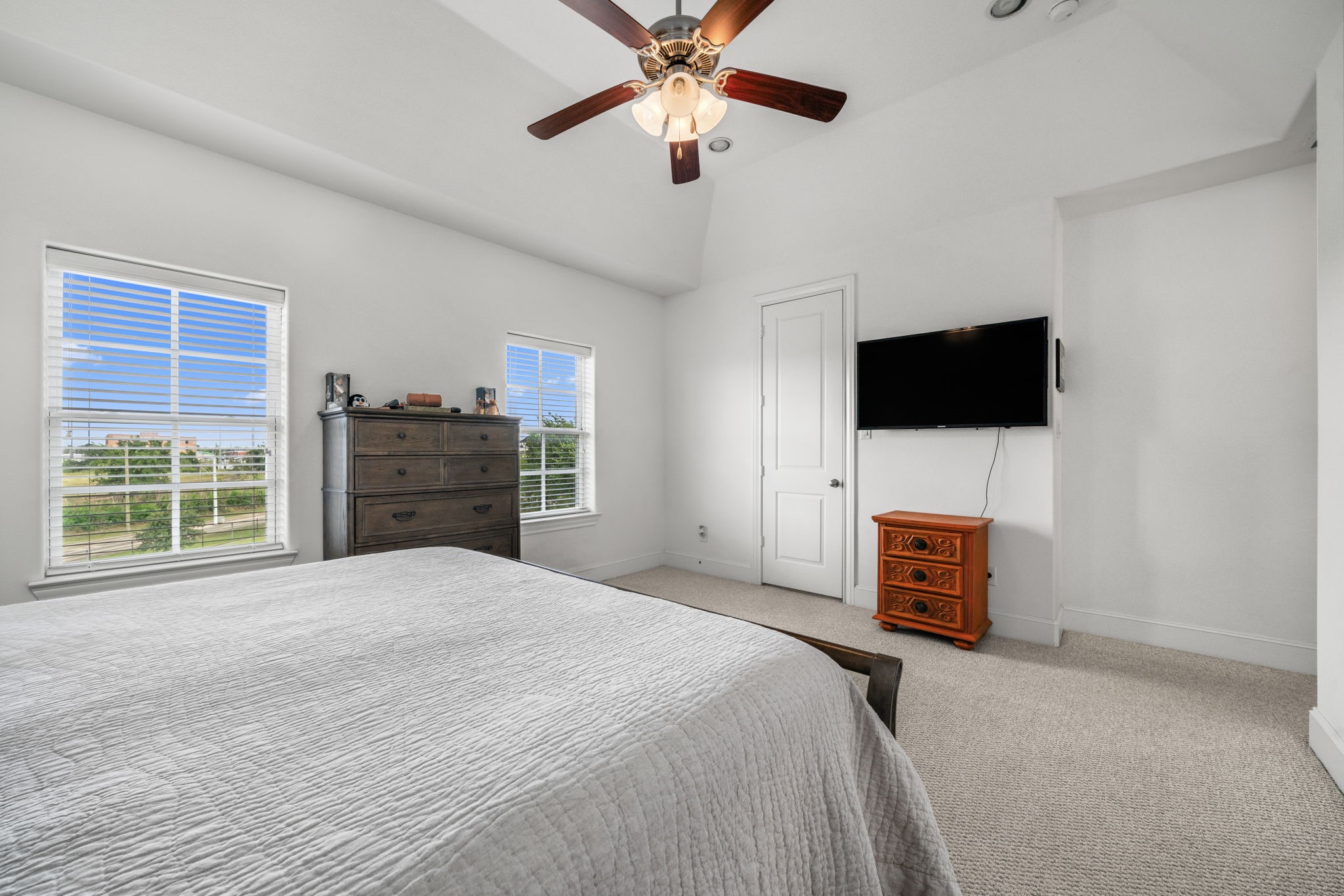 816 Ennis Street Property Photo 19