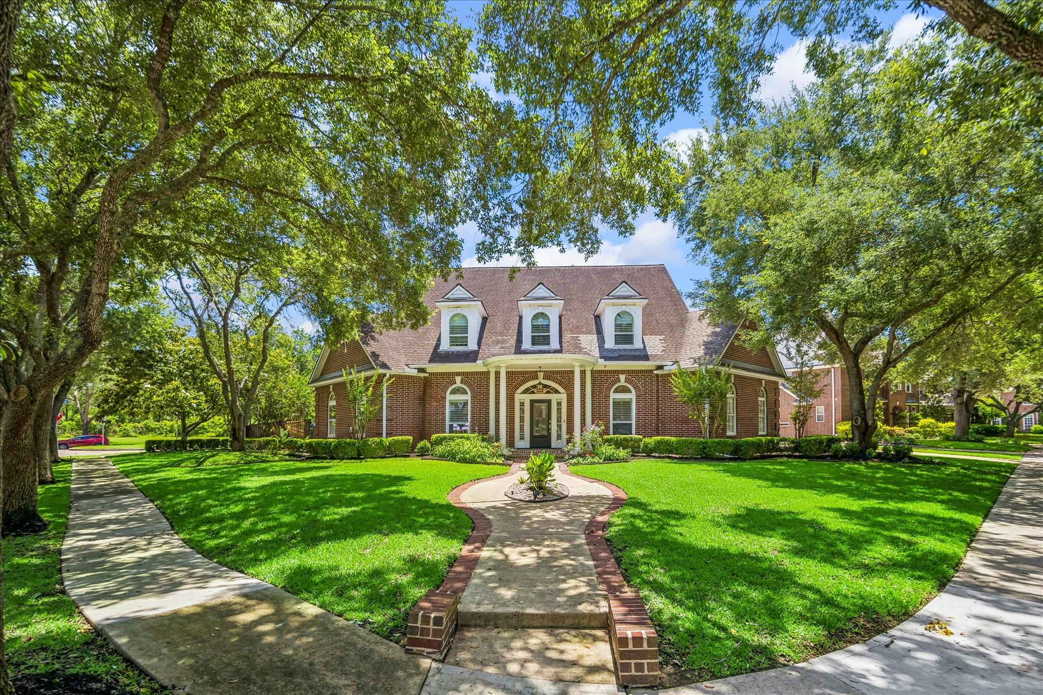 4003 Woodbriar Court, Sugar Land Tx 77479 Property Photo 1