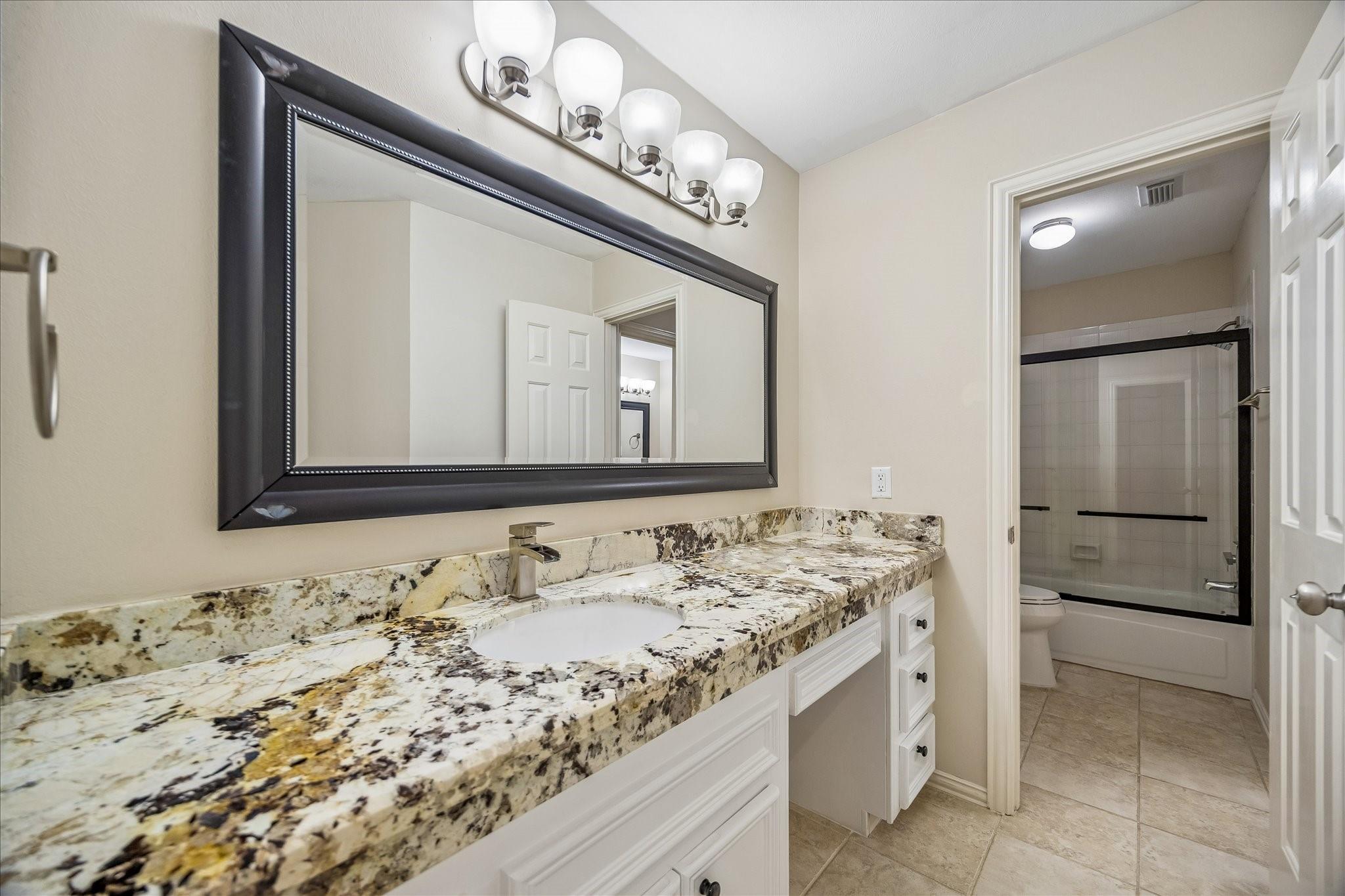4003 Woodbriar Court, Sugar Land Tx 77479 Property Photo 28
