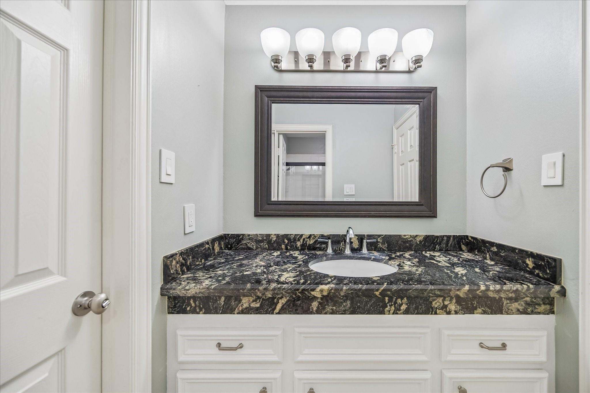 4003 Woodbriar Court, Sugar Land Tx 77479 Property Photo 30