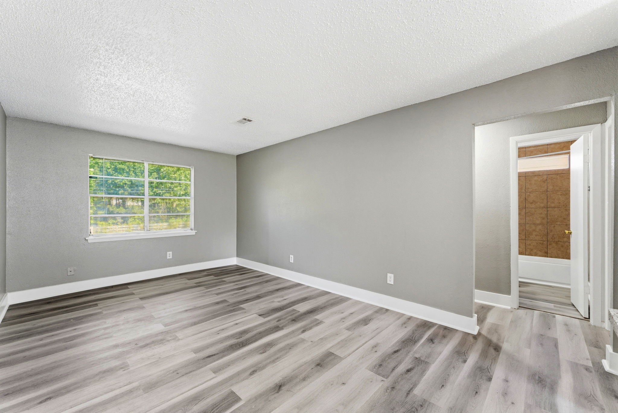 16957 Rabon Chapel Road 9 Property Photo 4