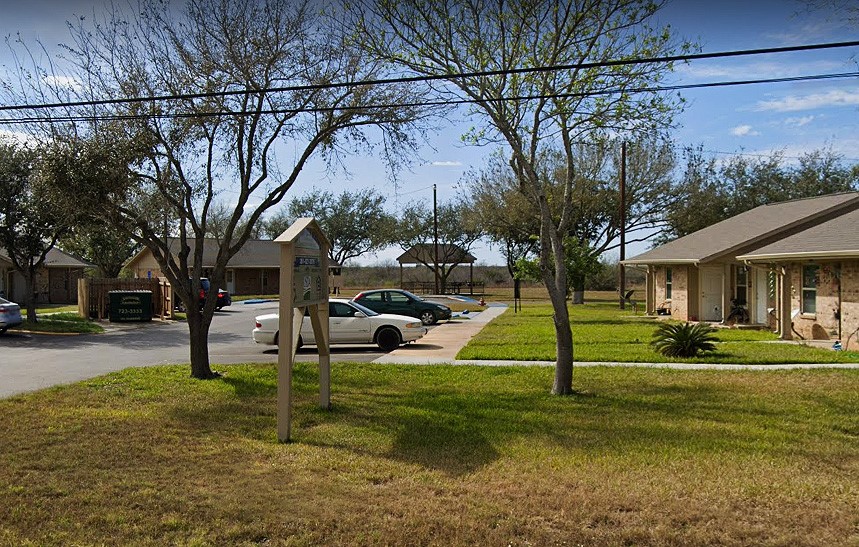 711 N Sigrid Avenue Property Photo 2