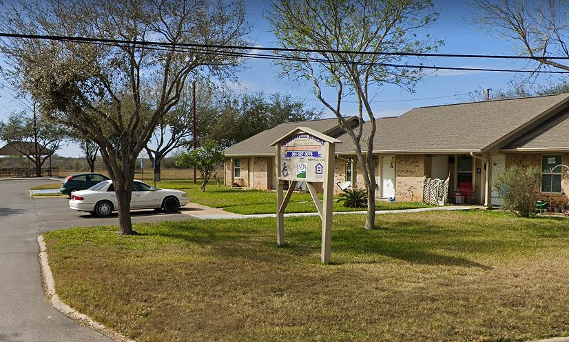 711 N Sigrid Avenue Property Photo 3