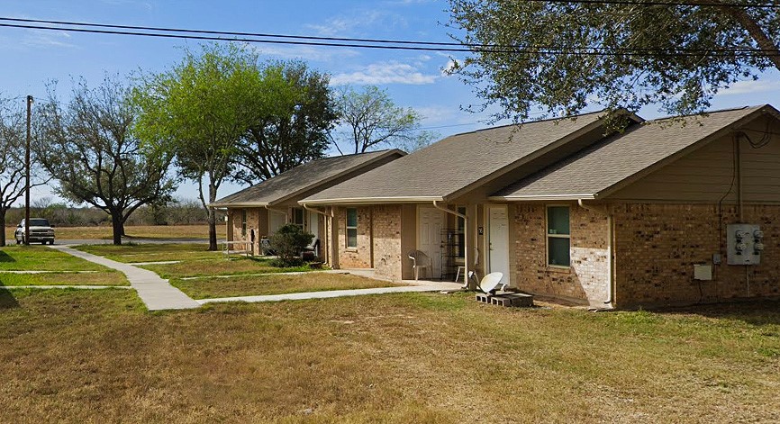 711 N Sigrid Avenue Property Photo 4