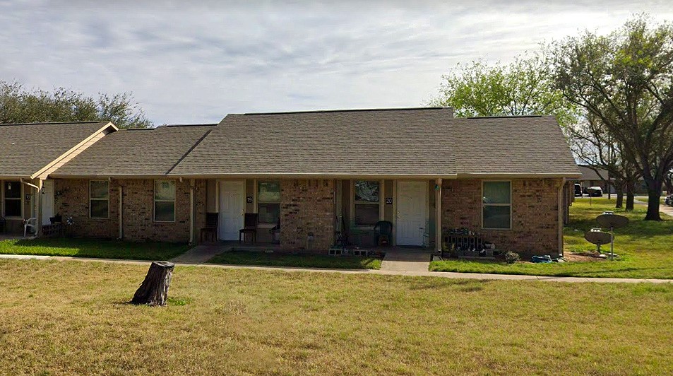 711 N Sigrid Avenue Property Photo 7
