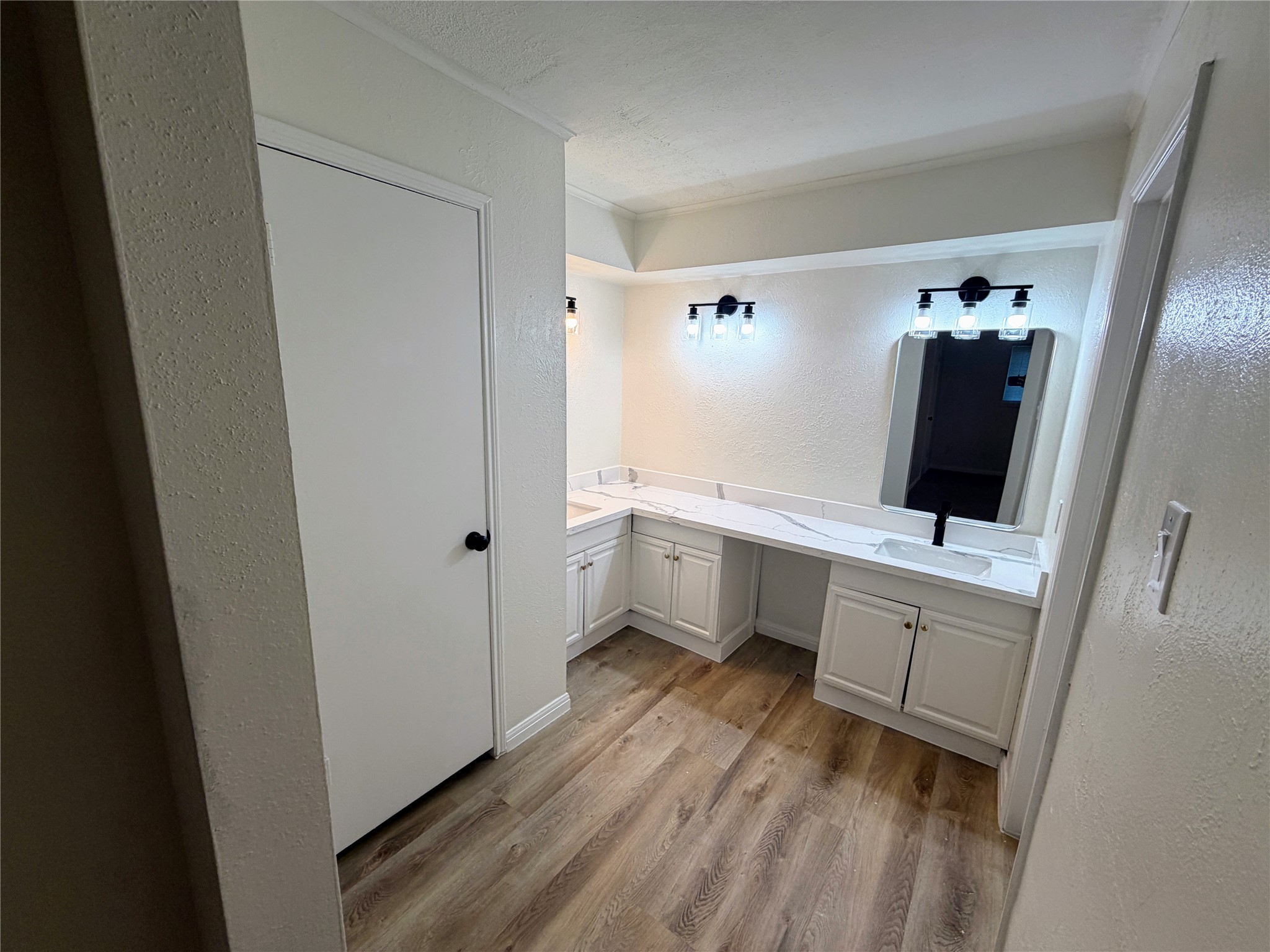 8707 Sherrywood Drive Property Photo 9