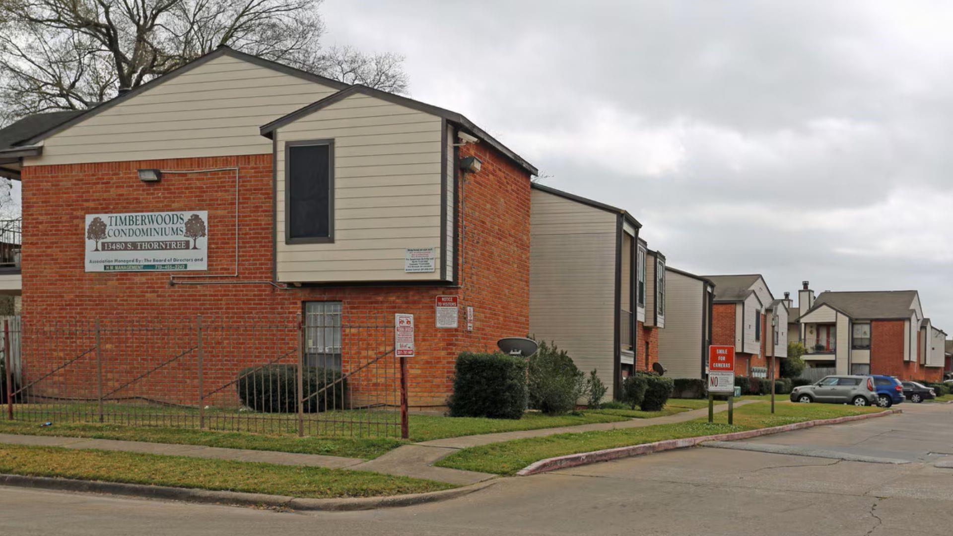 13480 S Thorntree Drive # 910, Houston Tx 77015 Property Photo 1