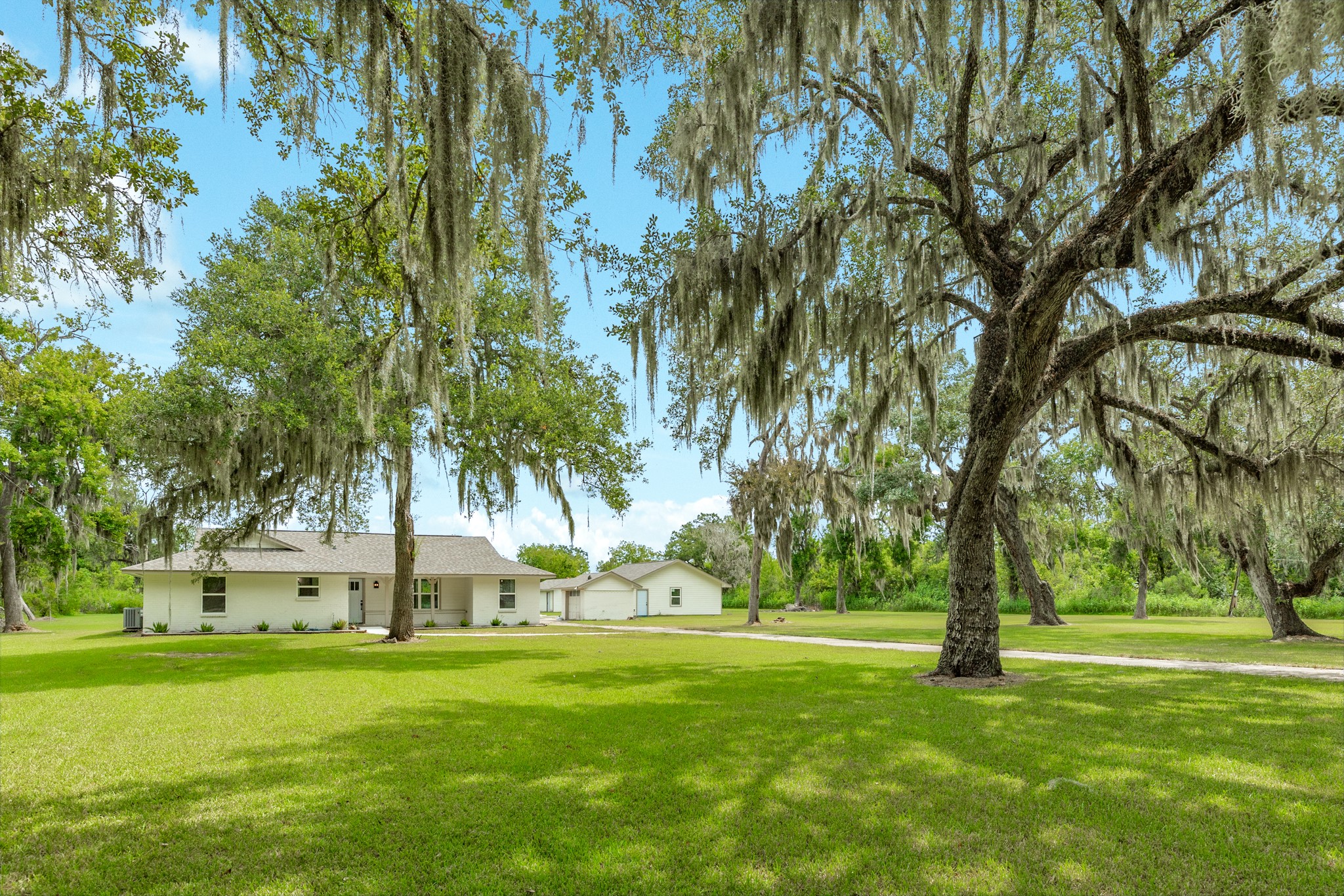 16508 County Road 729 Property Photo 1