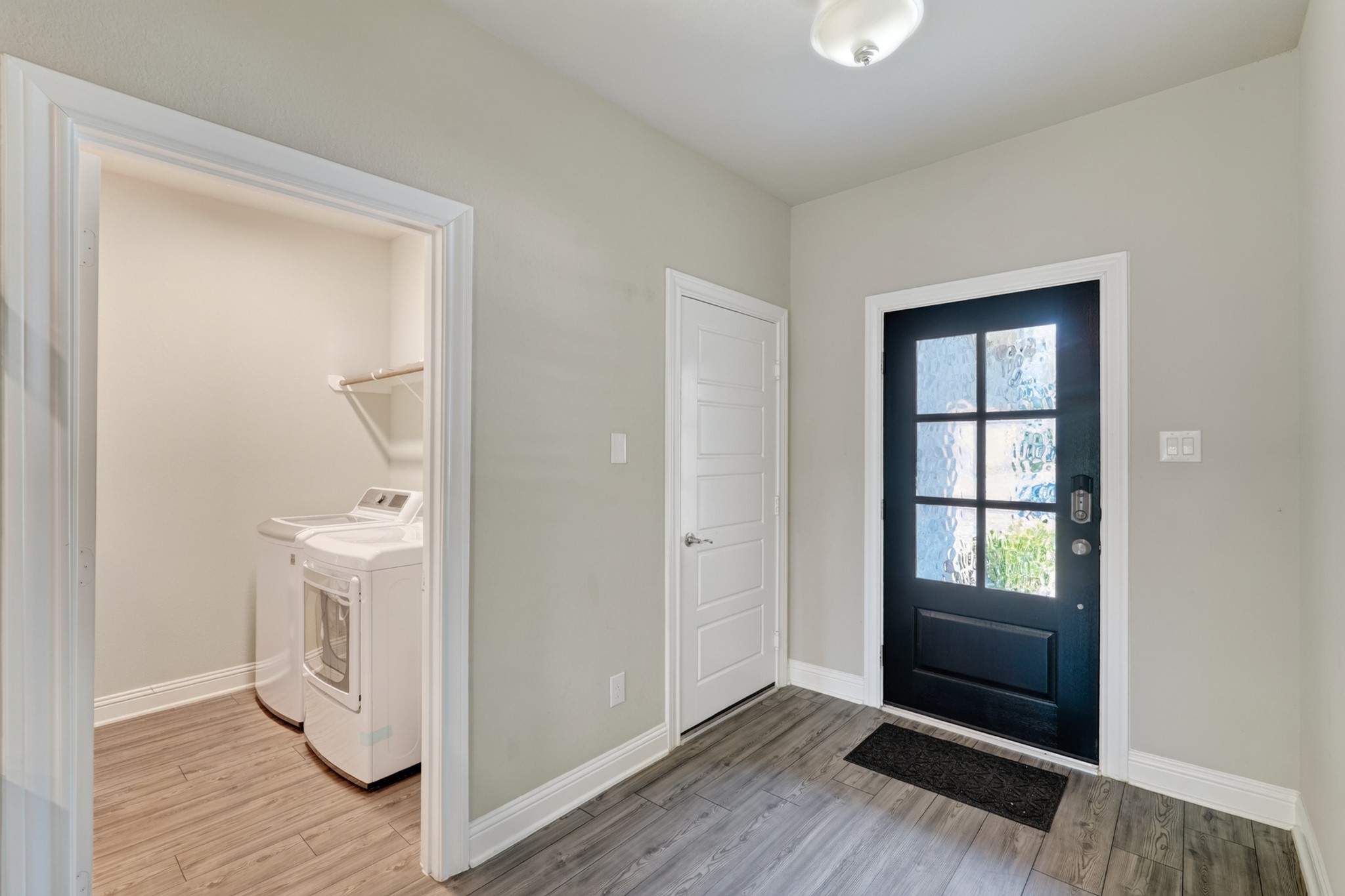 17104 Coneflower Pl Property Photo 4