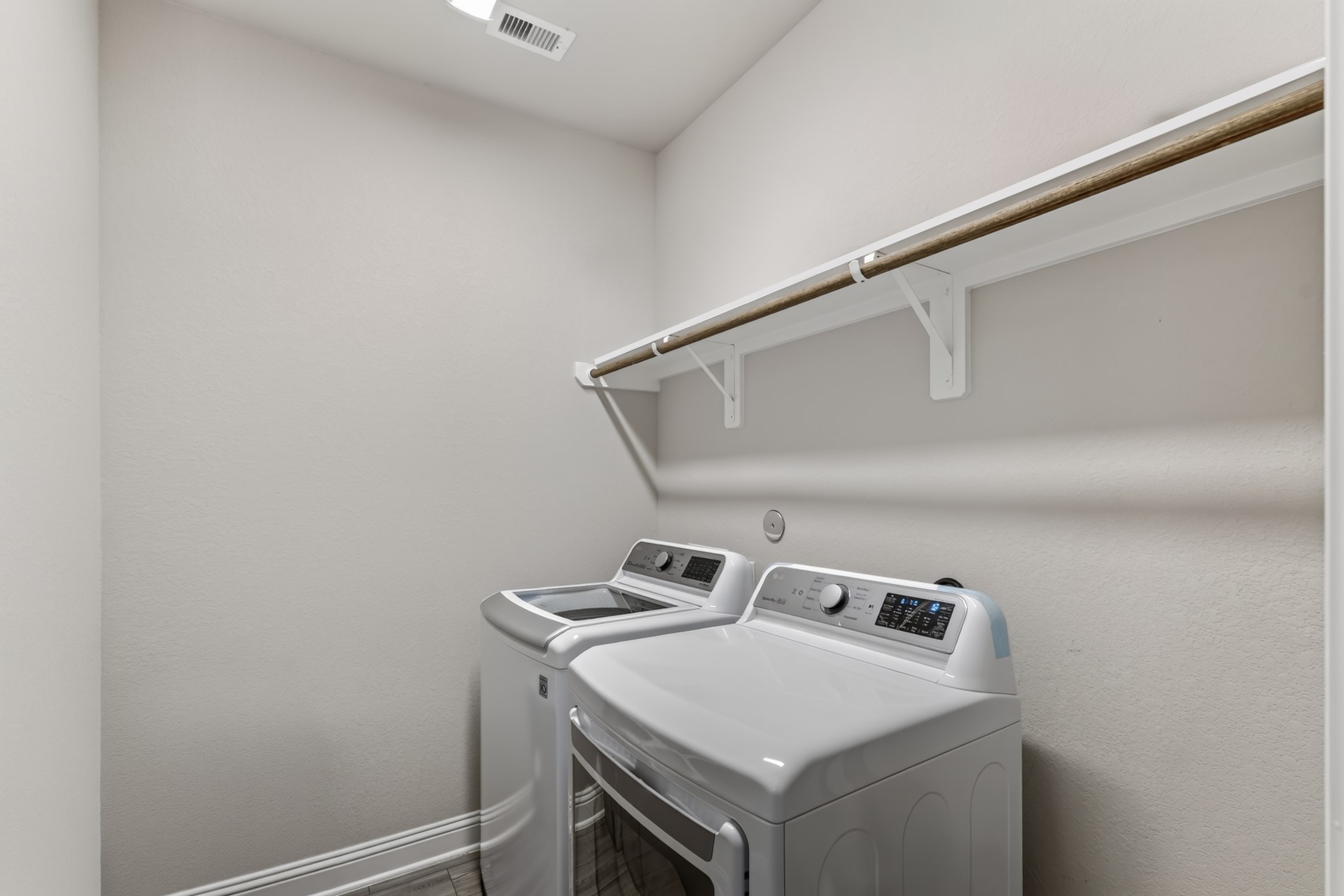 17104 Coneflower Pl Property Photo 20