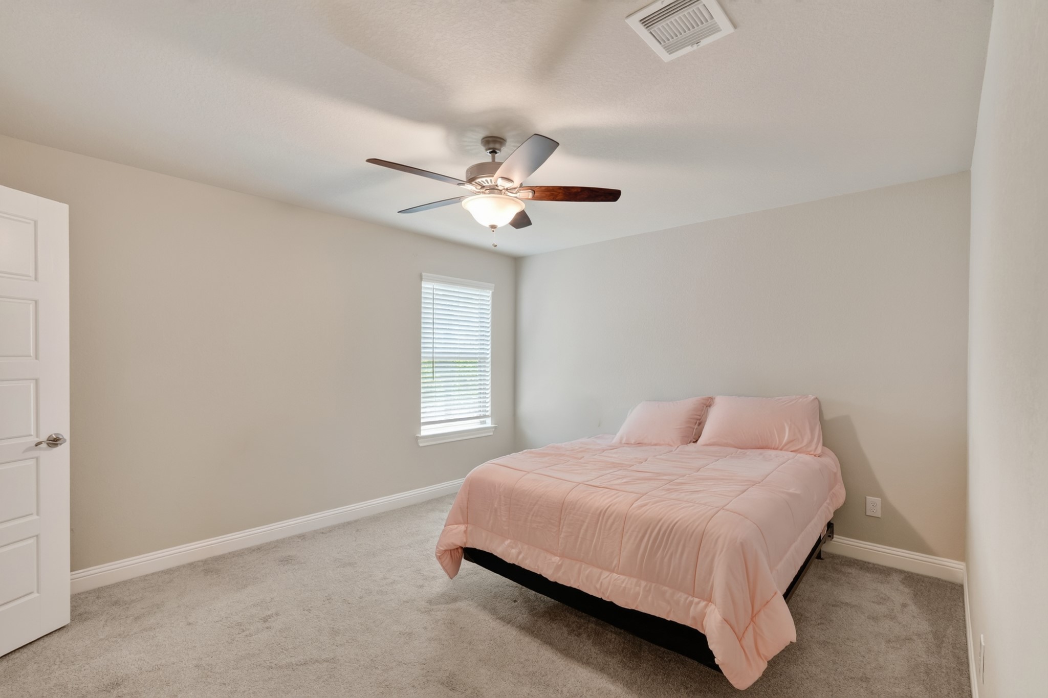17104 Coneflower Pl Property Photo 24