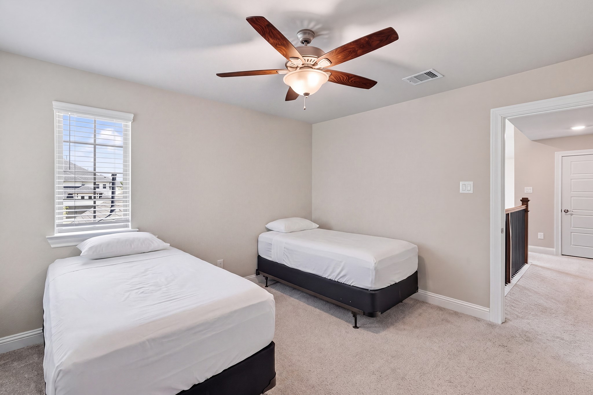 17104 Coneflower Pl Property Photo 28