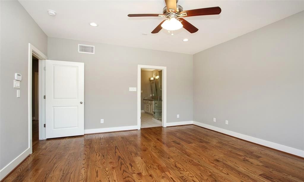 2529 Calumet Street Property Photo 8