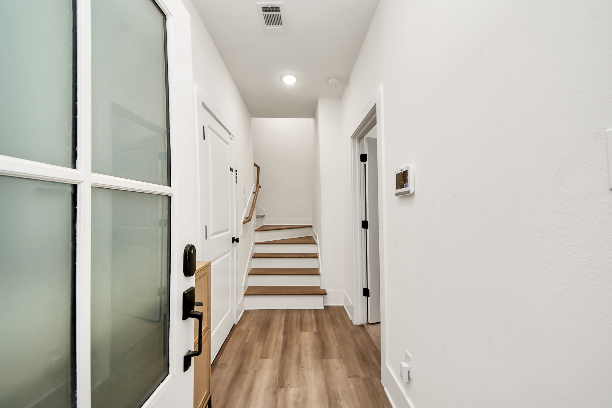 901 Lehman Street D Property Photo 4
