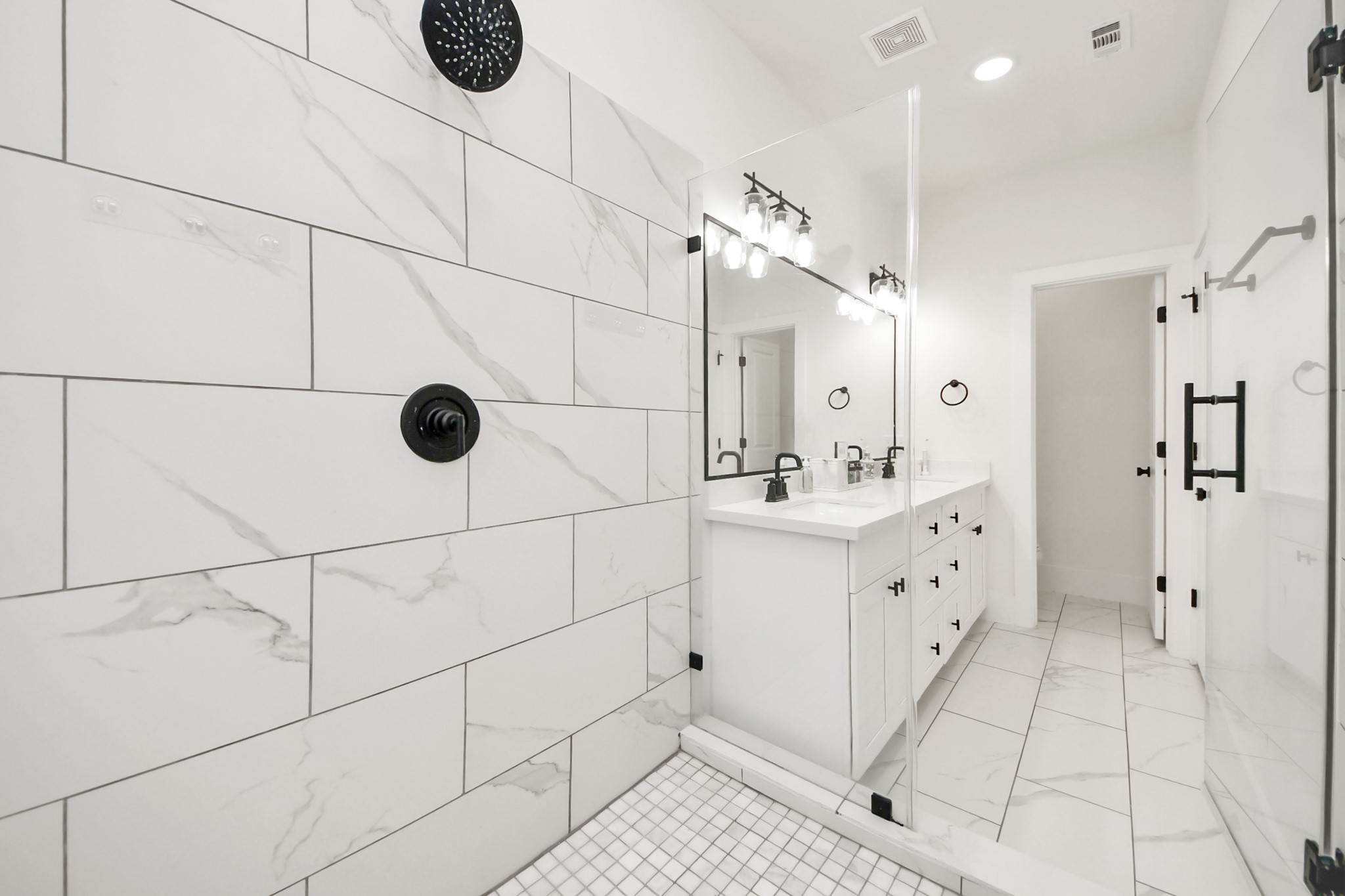 901 Lehman Street D Property Photo 26