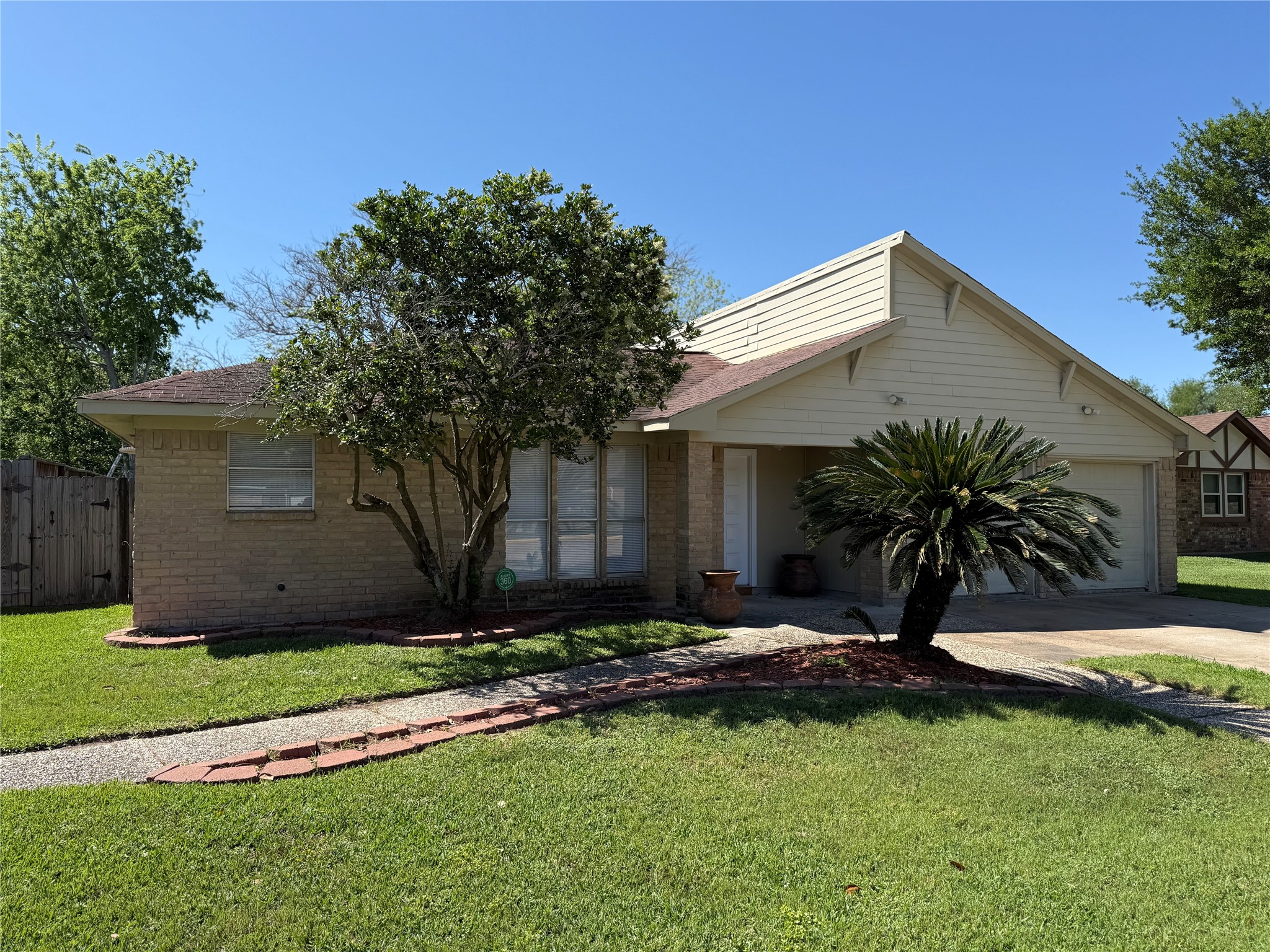 6610 Addicks Clodine Road Property Photo 1