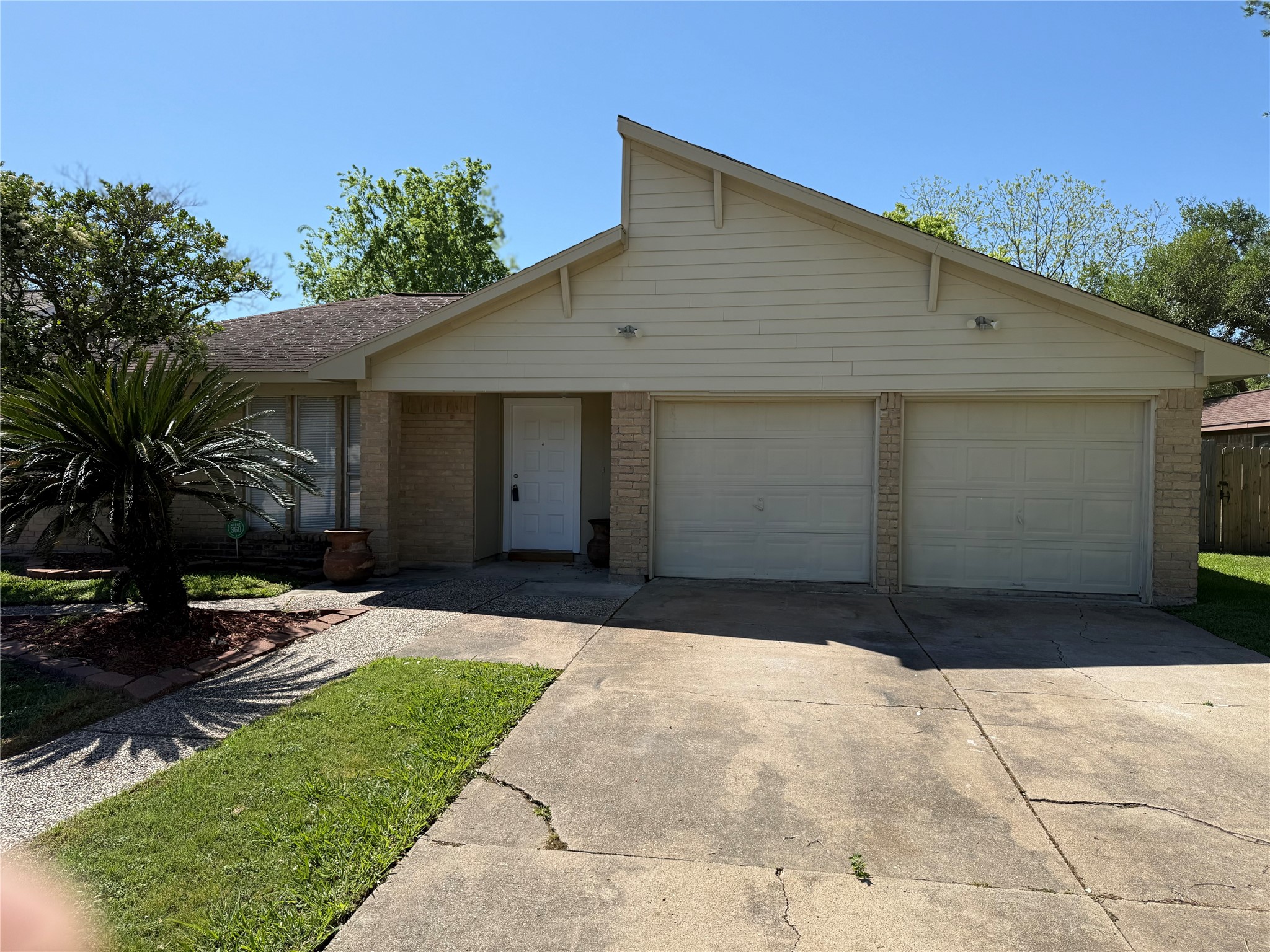 6610 Addicks Clodine Road Property Photo 2