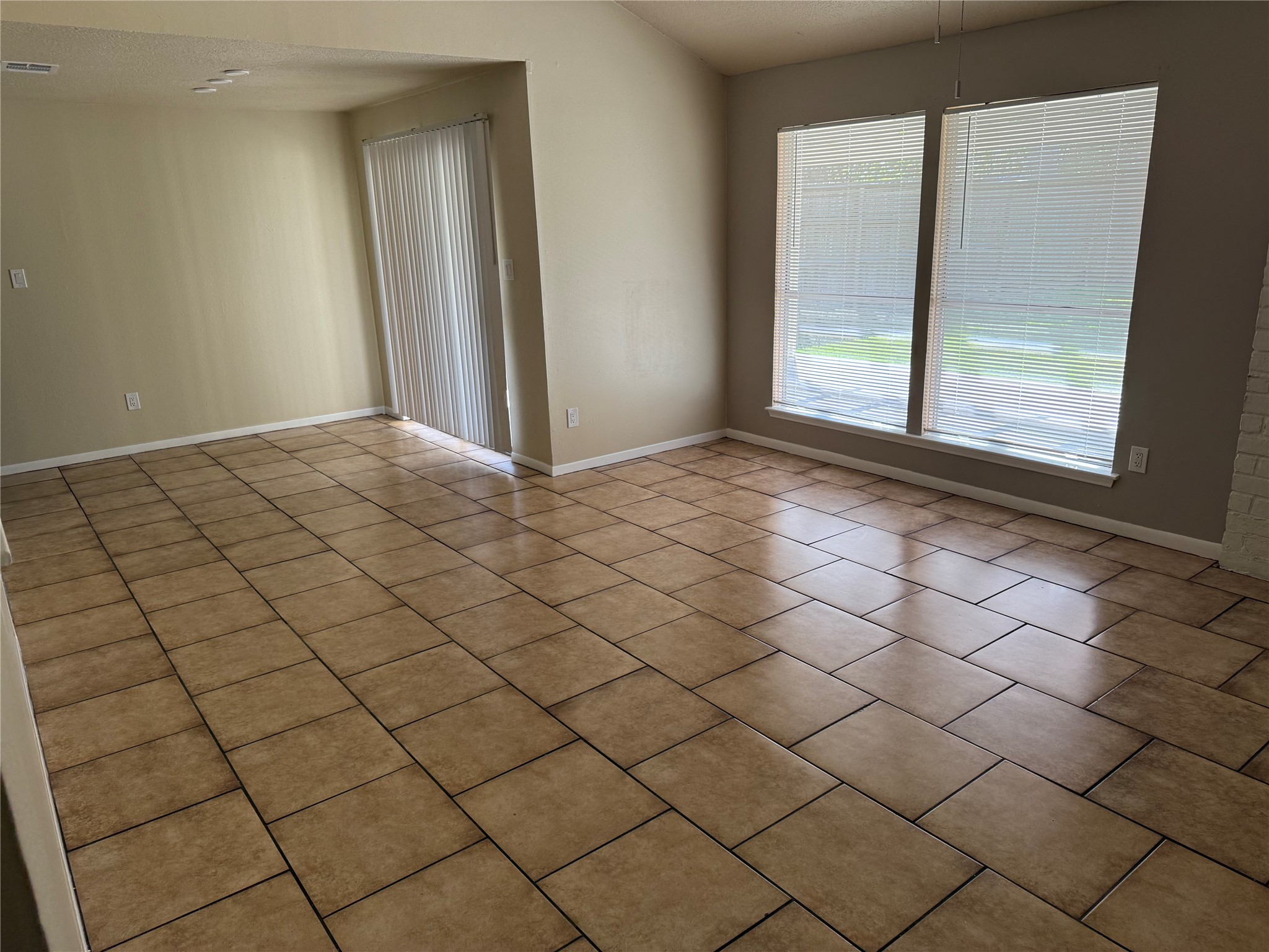 6610 Addicks Clodine Road Property Photo 8
