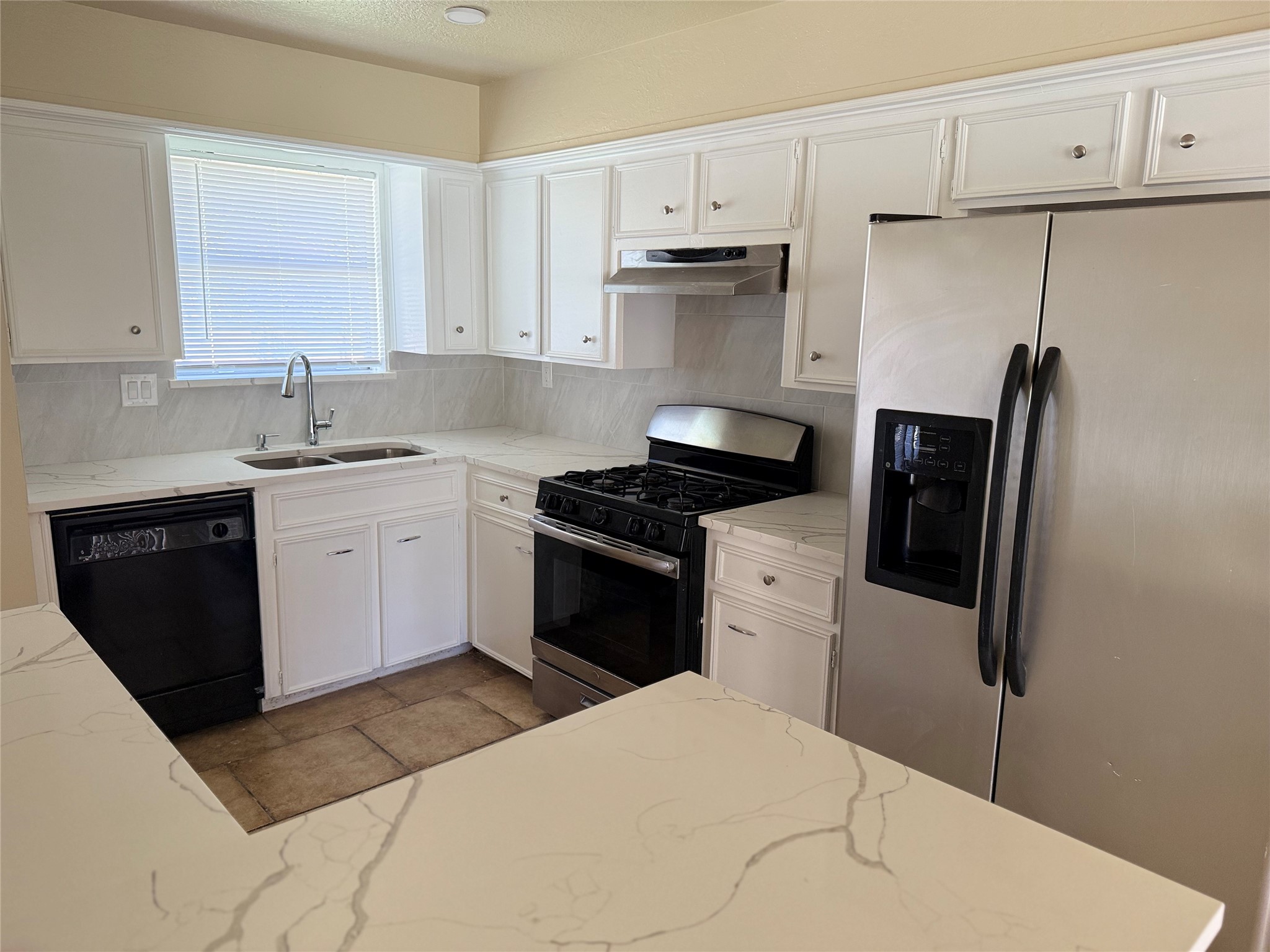 6610 Addicks Clodine Road Property Photo 12