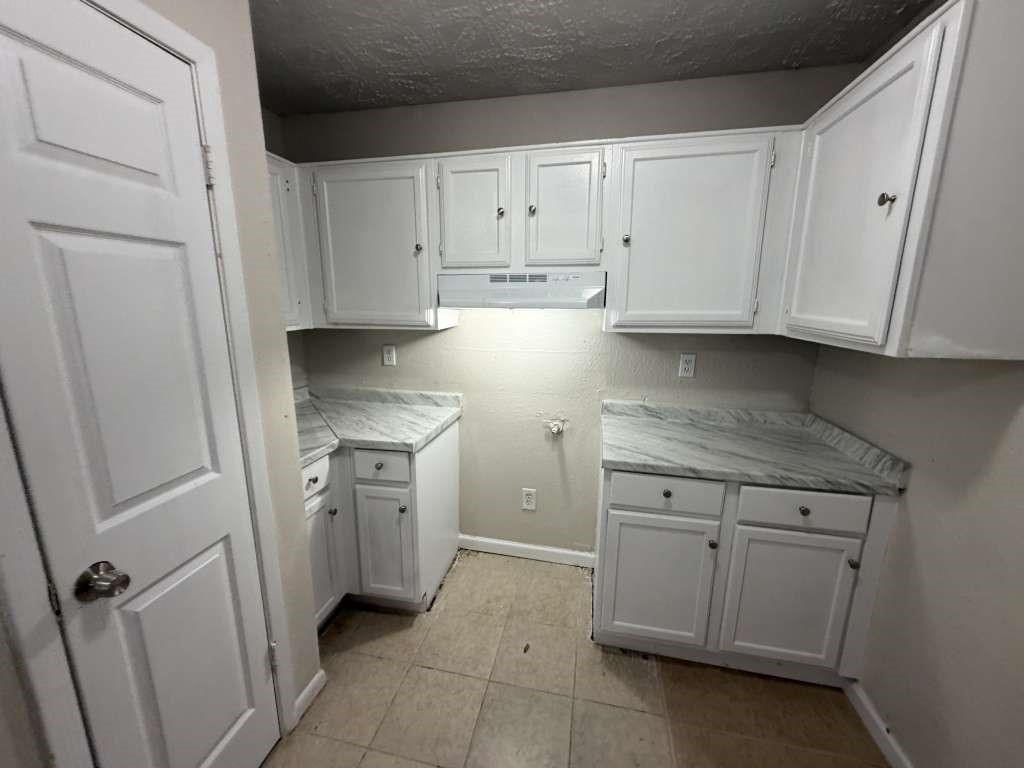 16528 Monte Carlo Lane Property Photo 5