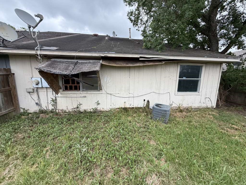 16528 Monte Carlo Lane Property Photo 14