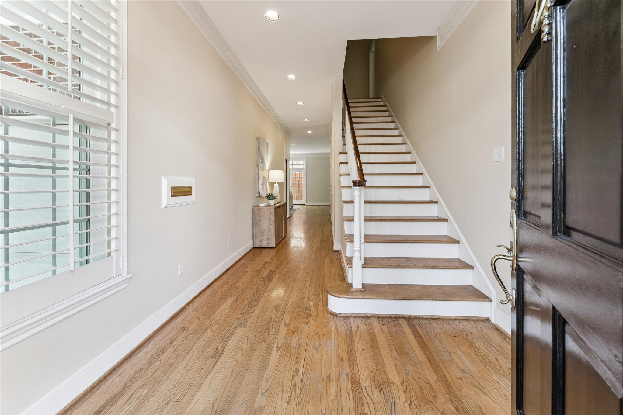 2403 Potomac Drive Property Photo 3