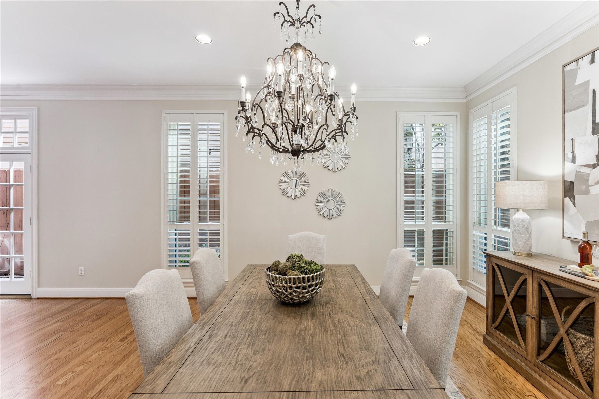 2403 Potomac Drive Property Photo 7