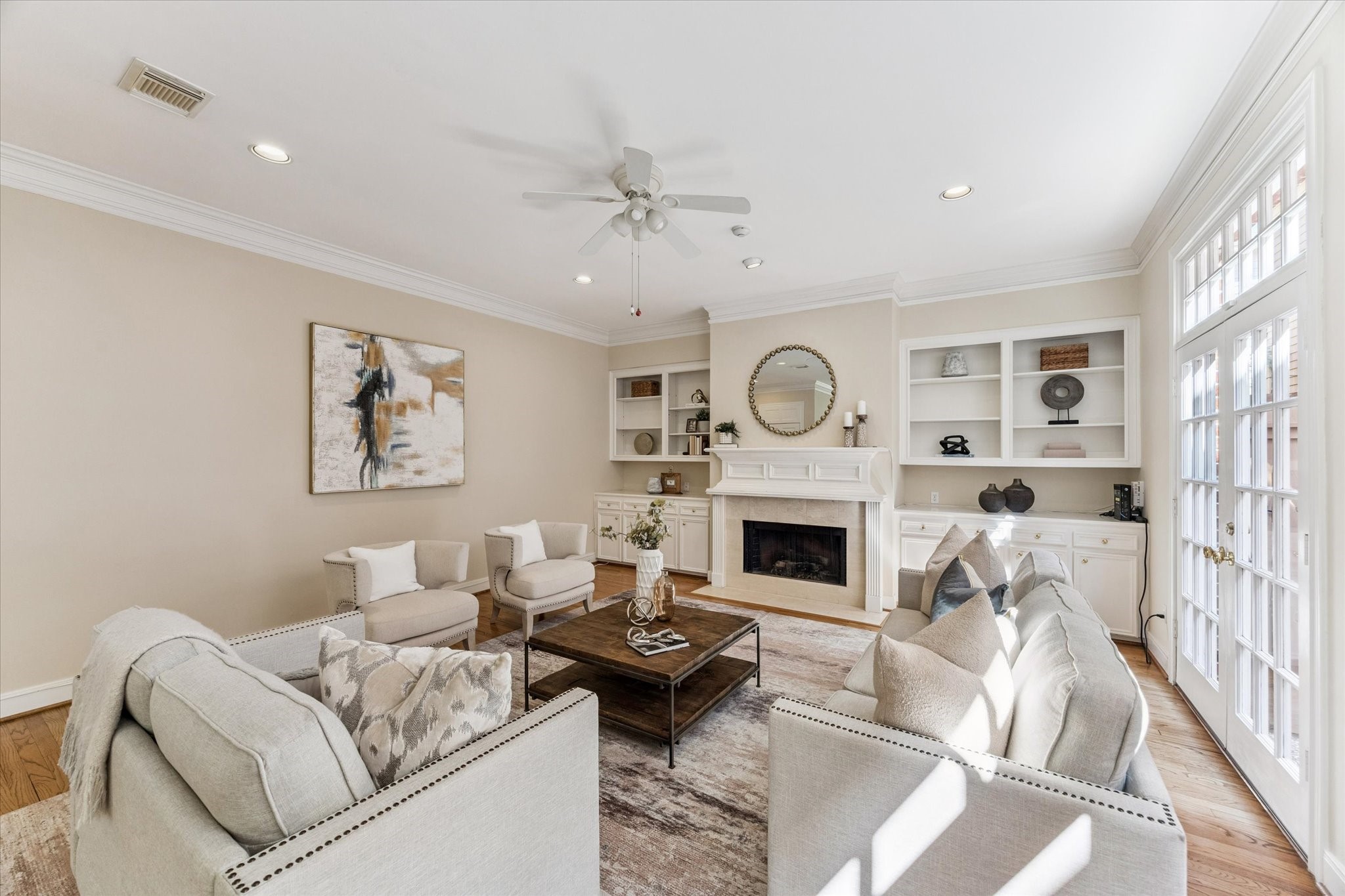 2403 Potomac Drive Property Photo 8