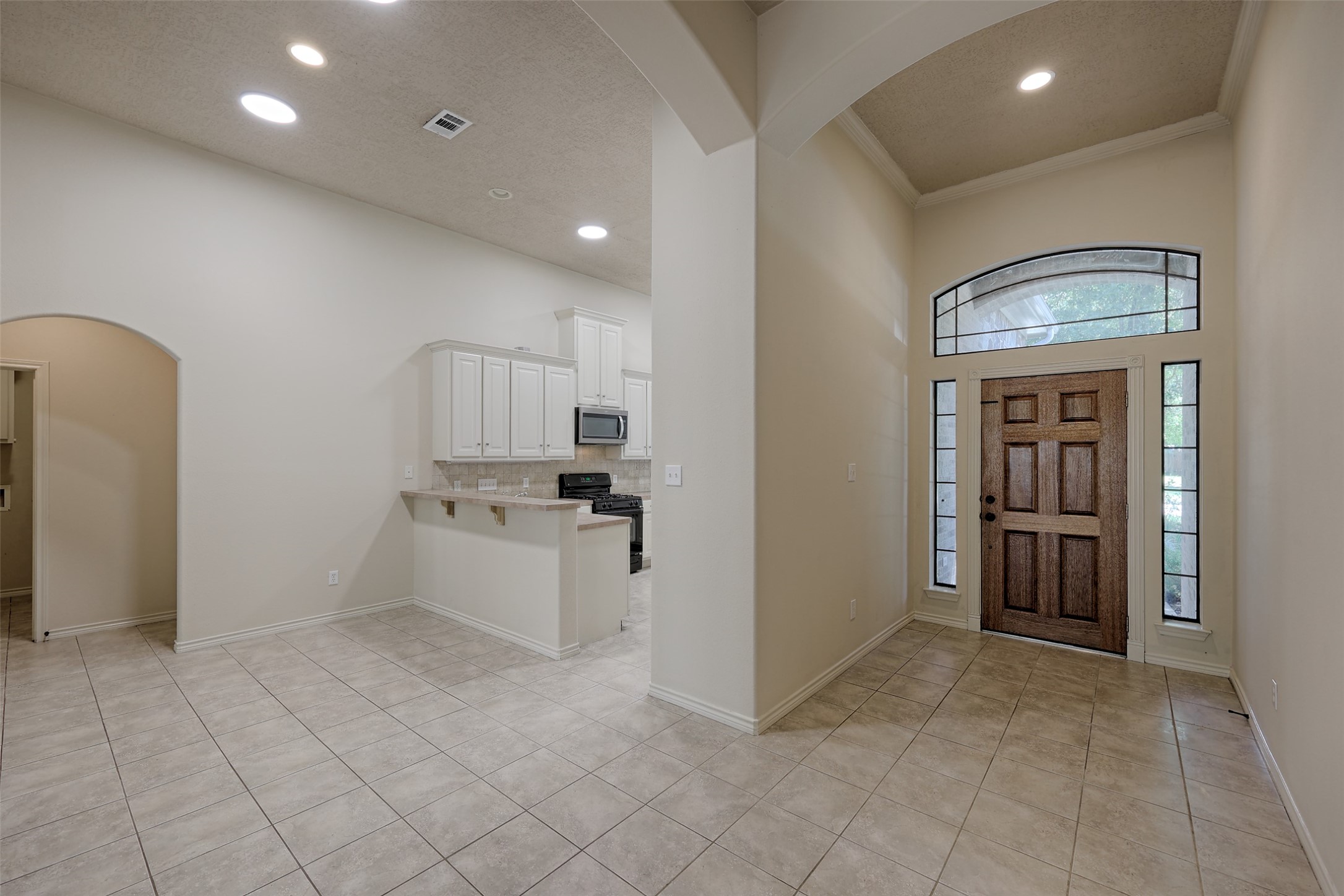 12460 Lyra Drive Property Photo 9