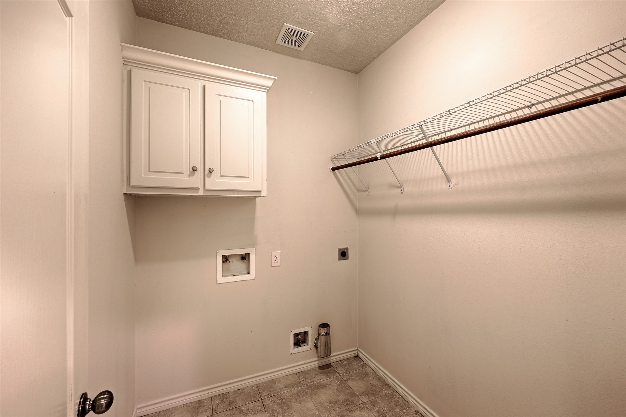 12460 Lyra Drive Property Photo 23