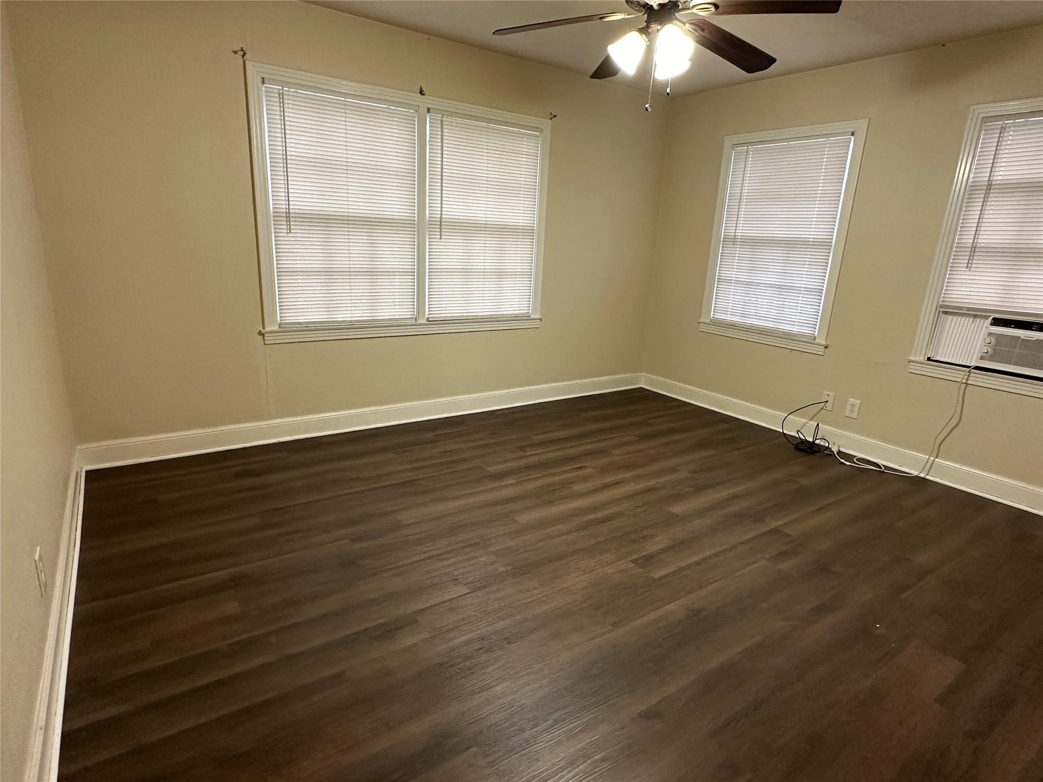 1016 S Booth Lane B Property Photo 6