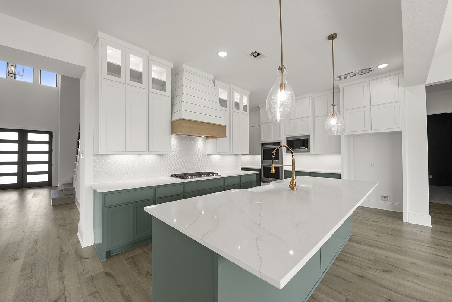 5002 Fountainhead Lane Property Photo 15