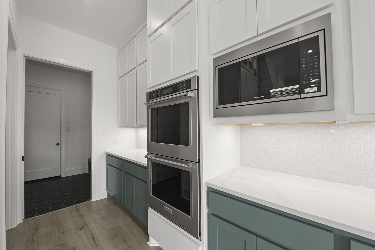 5002 Fountainhead Lane Property Photo 20