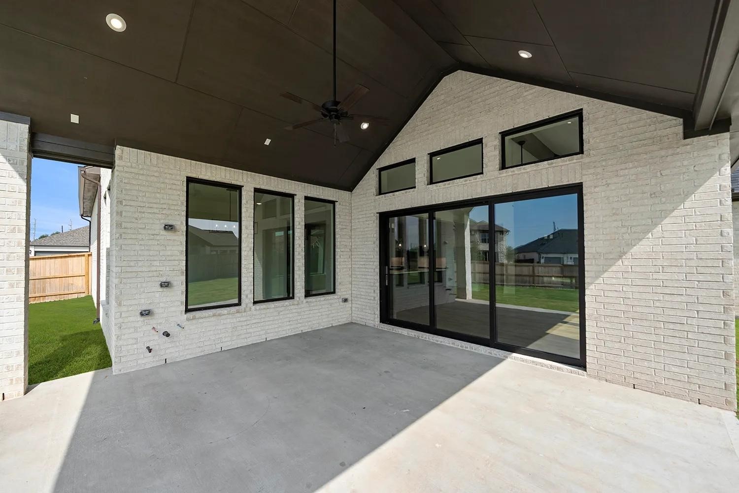 5002 Fountainhead Lane Property Photo 21